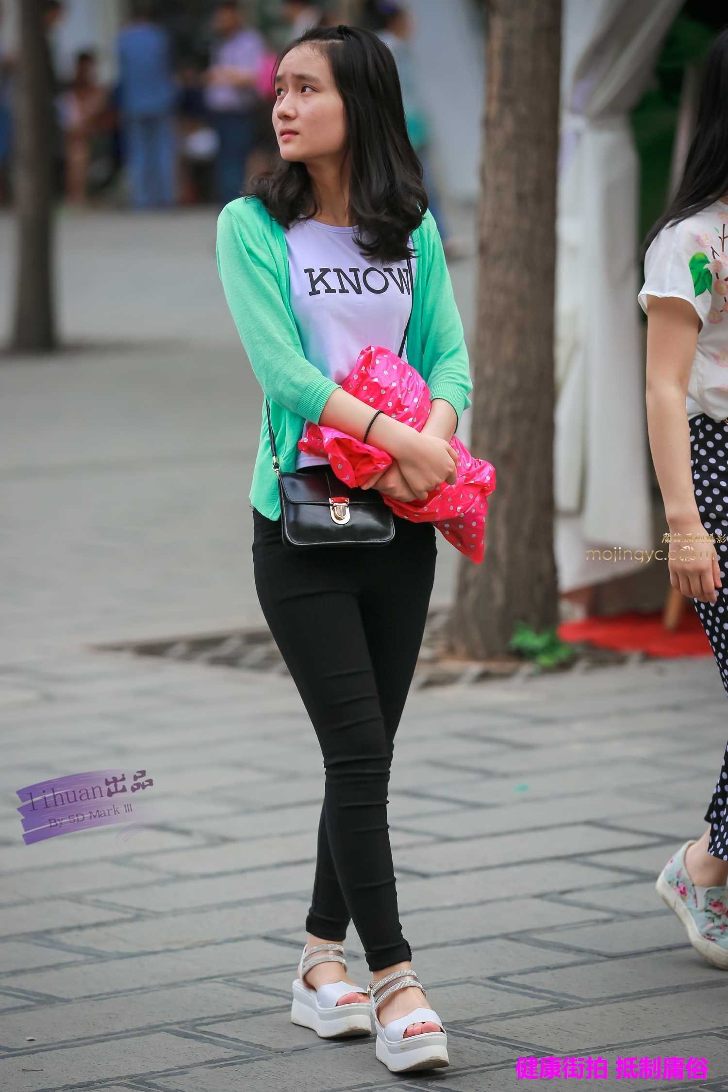 8749-ckiijqdqu3p.jpg