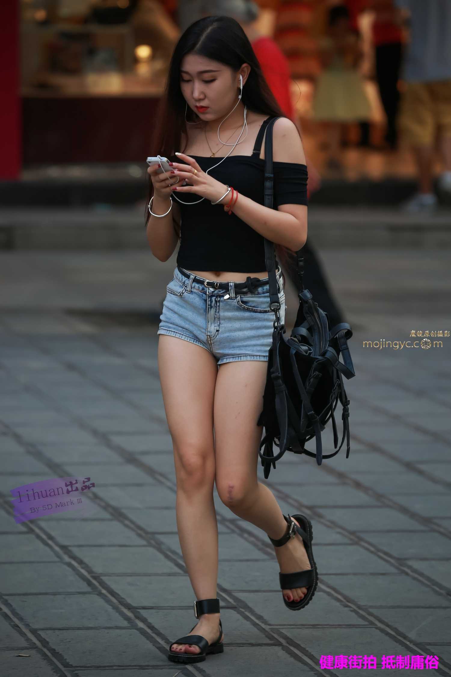 8865-mh045jaromt.jpg