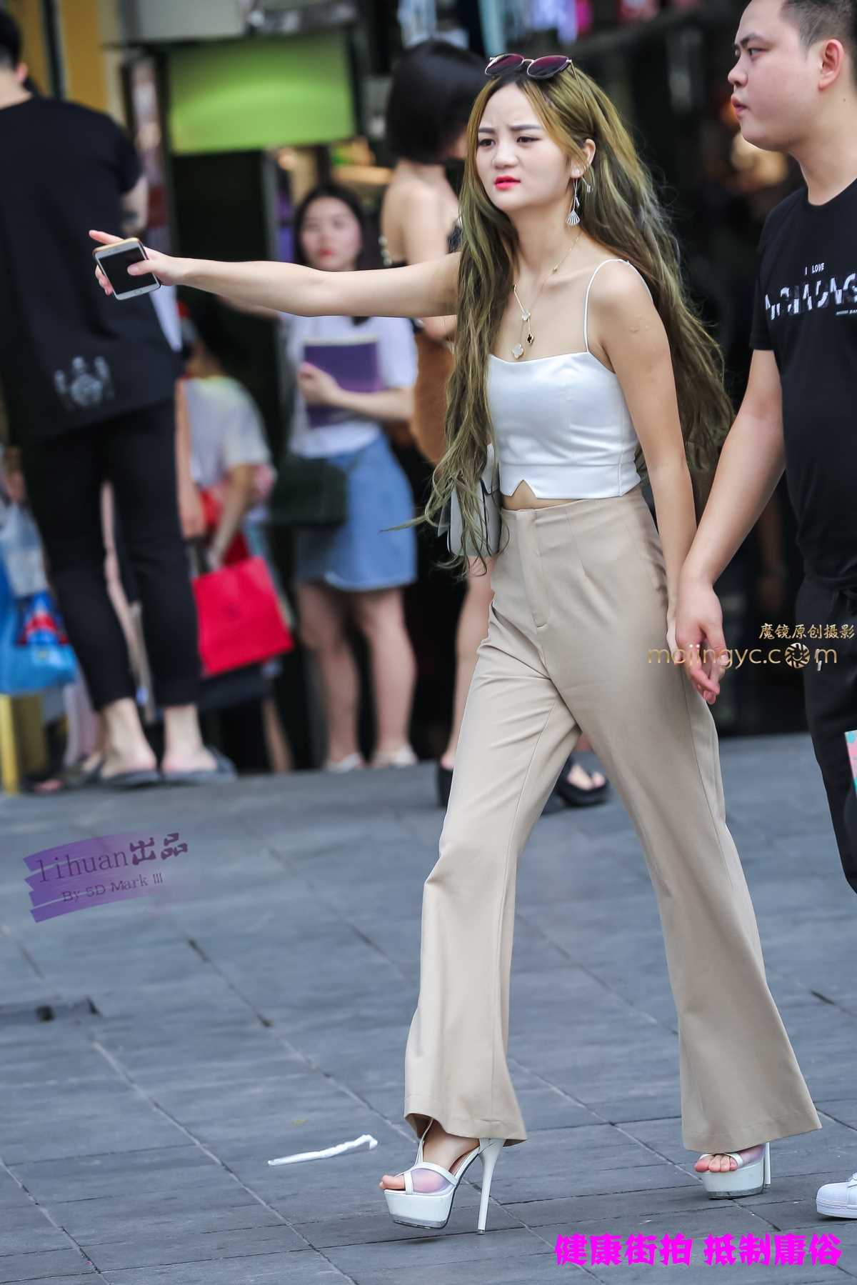 14237-r2dclhf1she.jpg