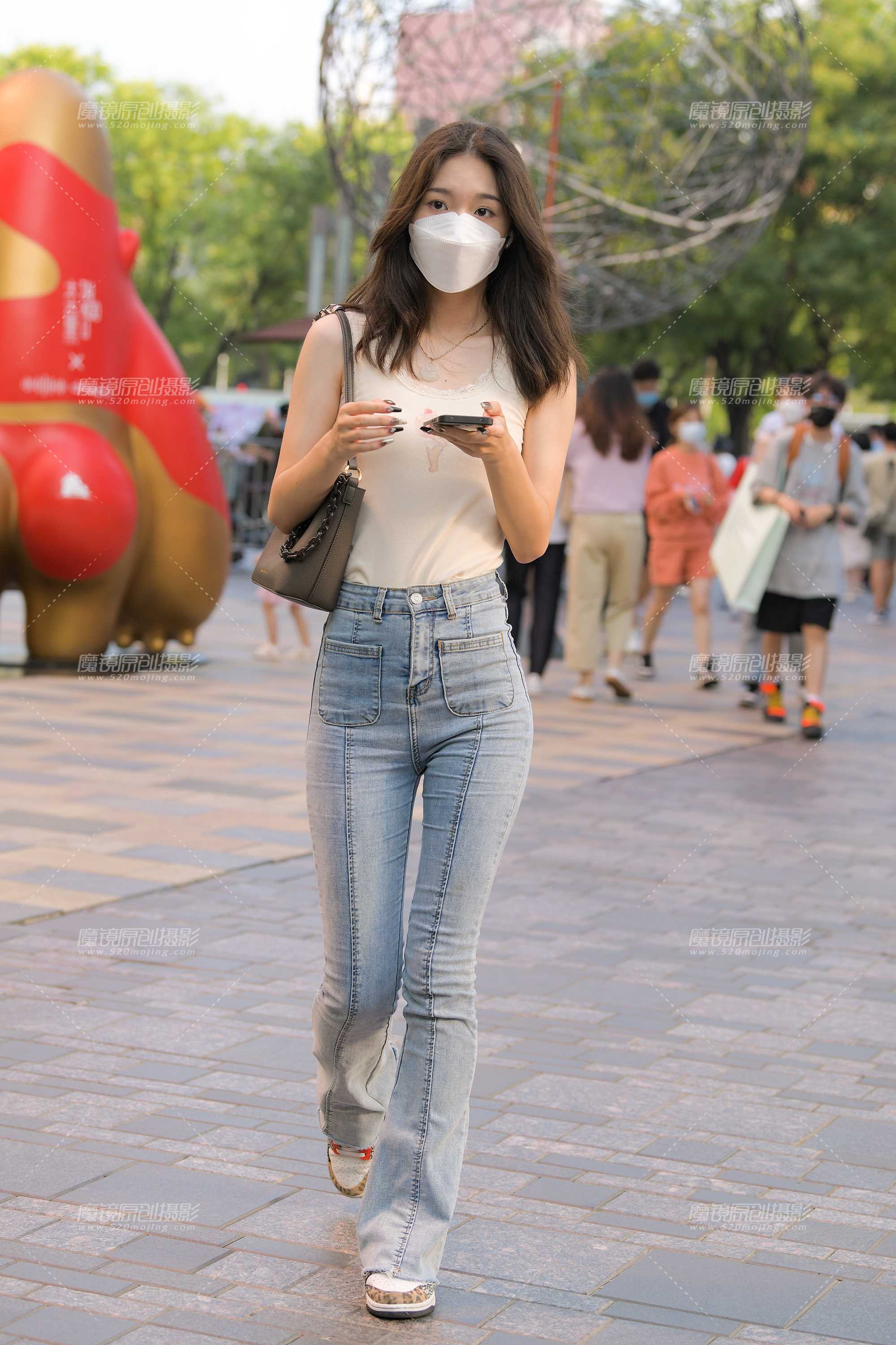 48316-fev4r305lah.jpg