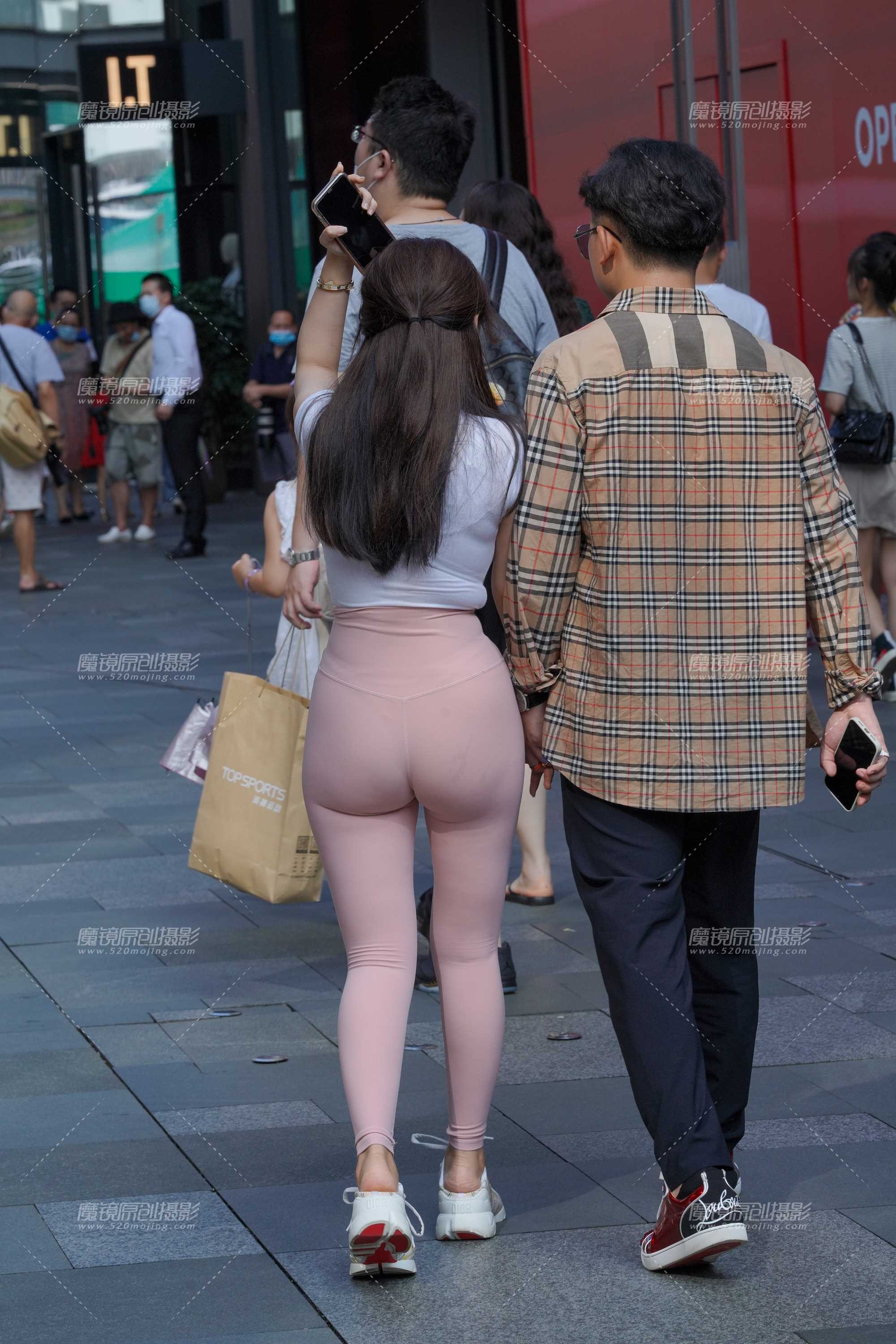 42563-qxvncixyx03.jpg