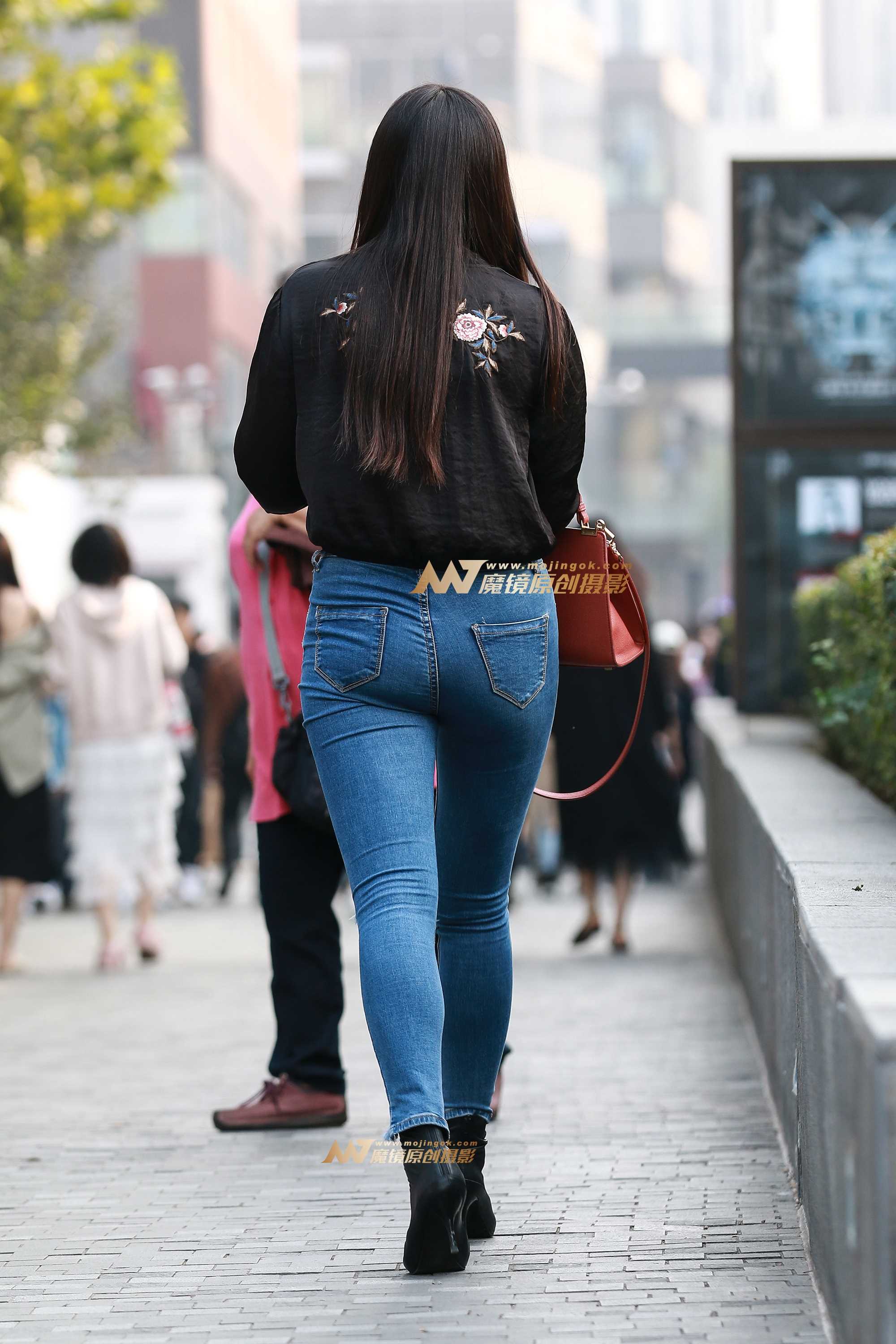 28044-eyua5c4axbl.jpg
