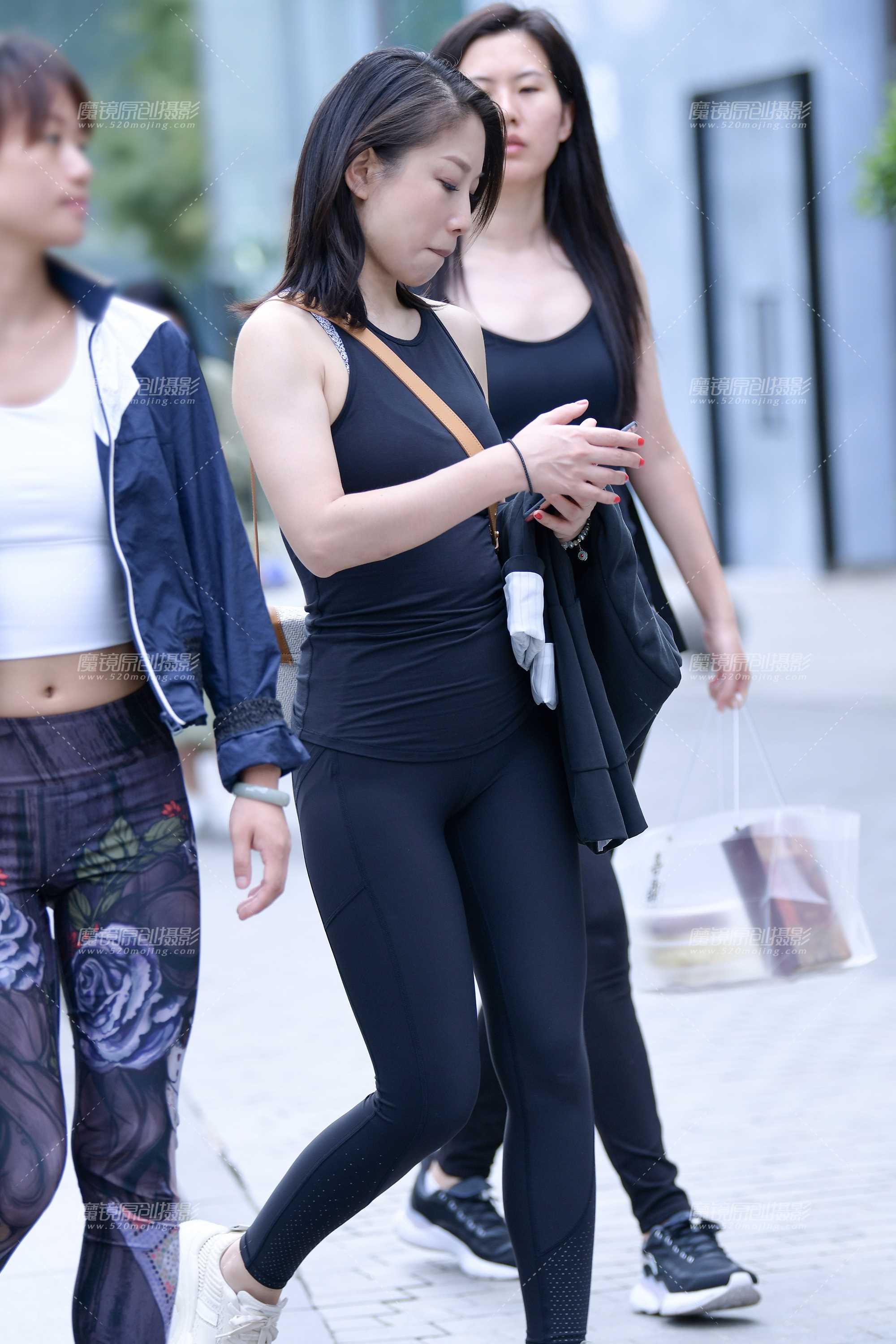 37052-mwslquaqwrz.jpg