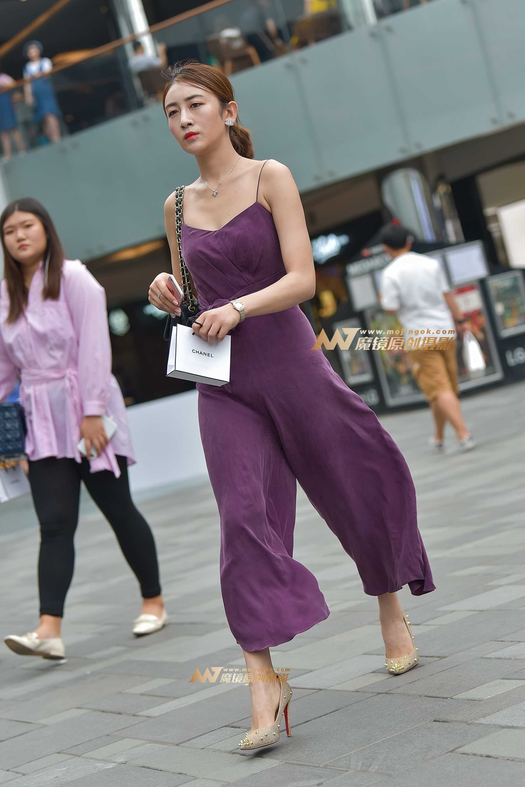 25928-hkgiqaeqe1r.jpg