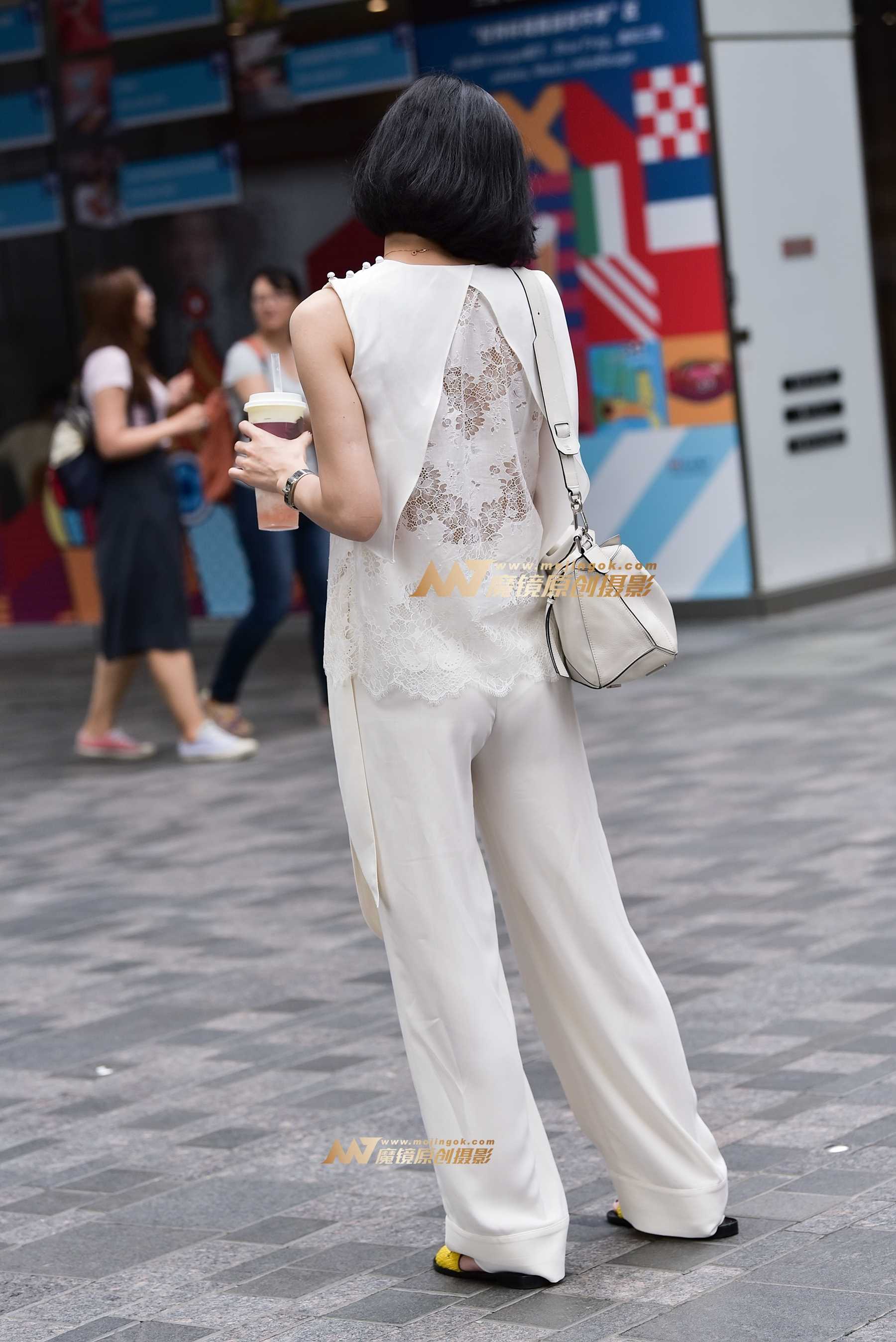 27543-2ch4hjeywrr.jpg