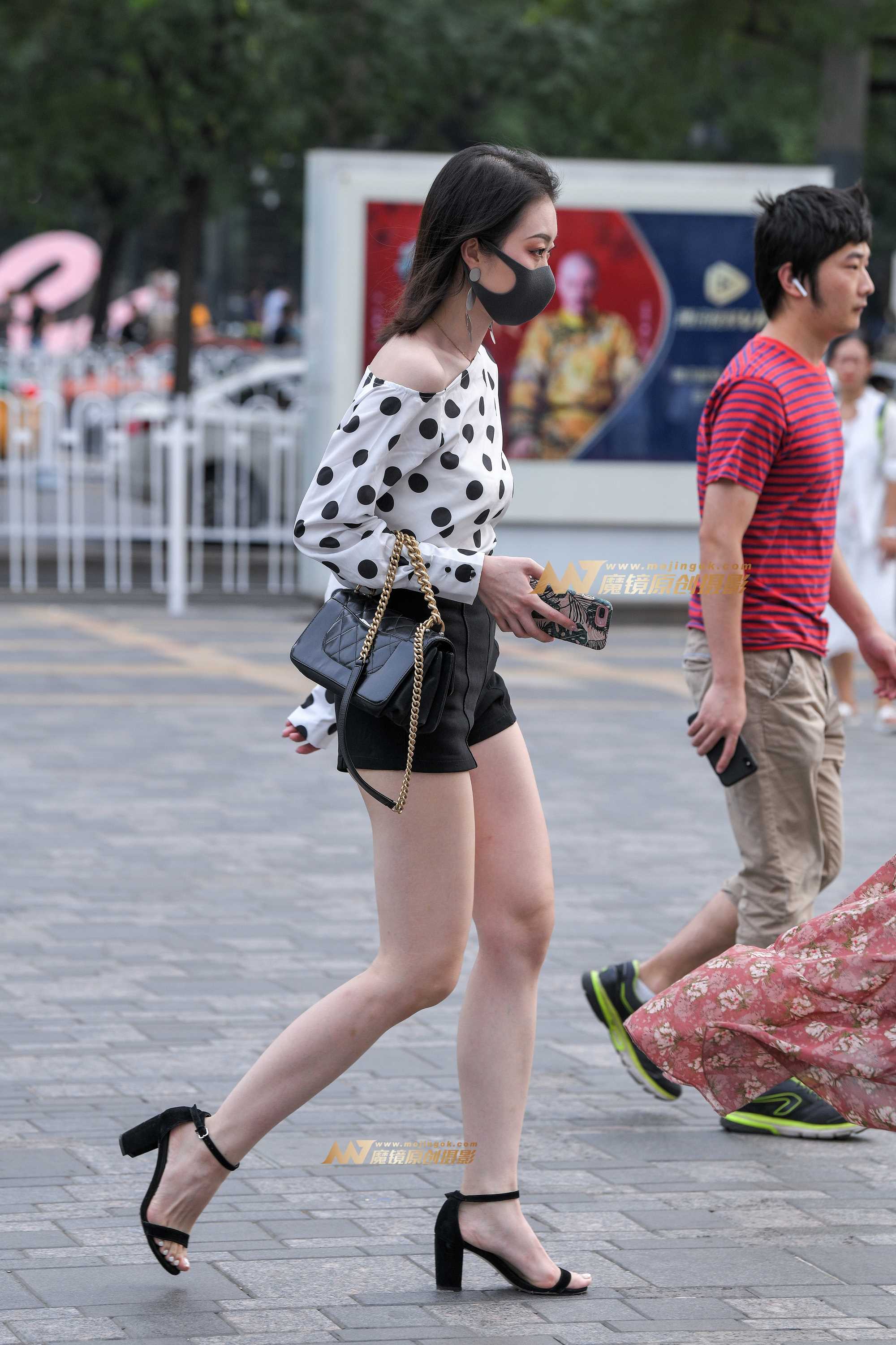26493-035pgnpders.jpg