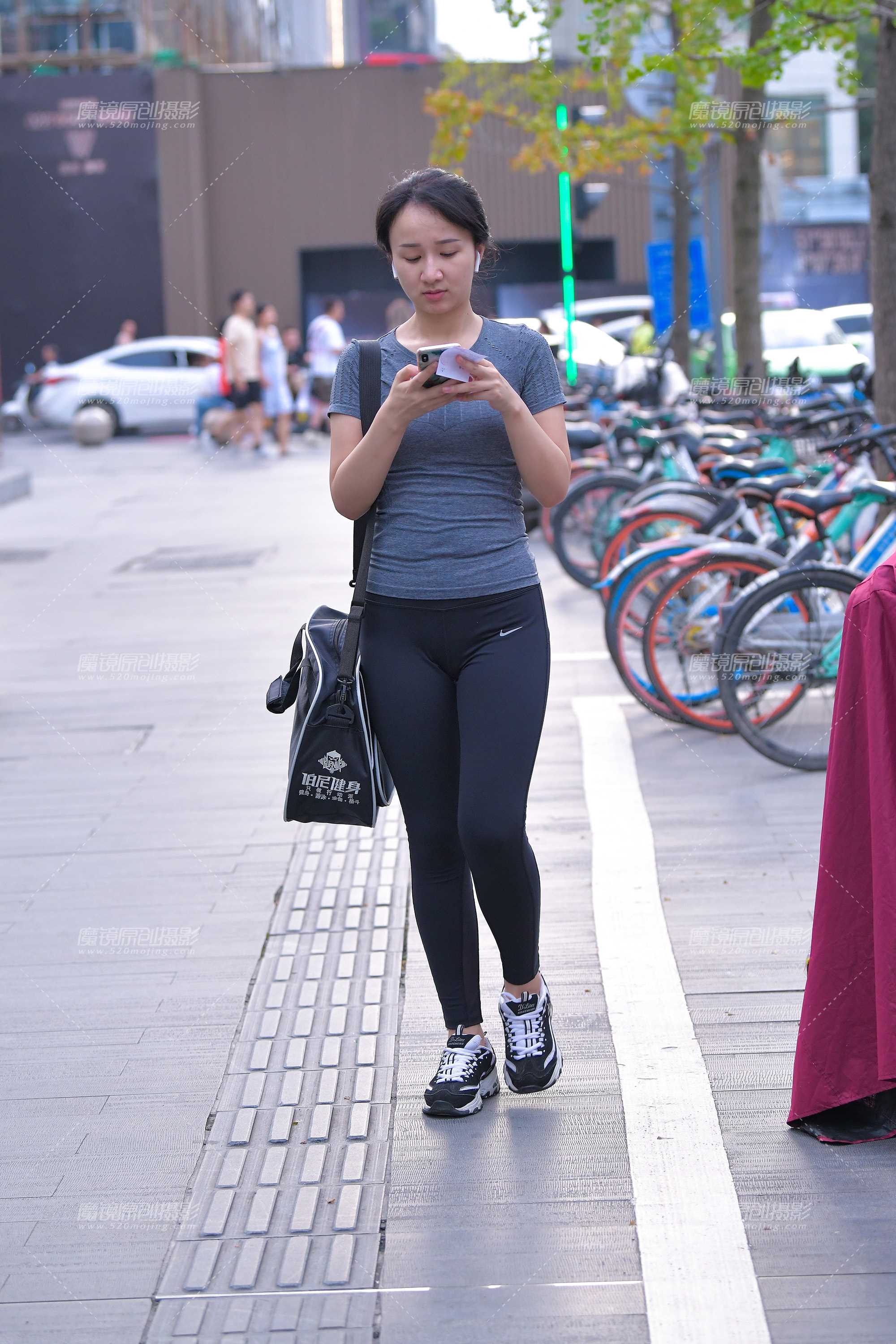 33085-0qfqaumajiq.jpg