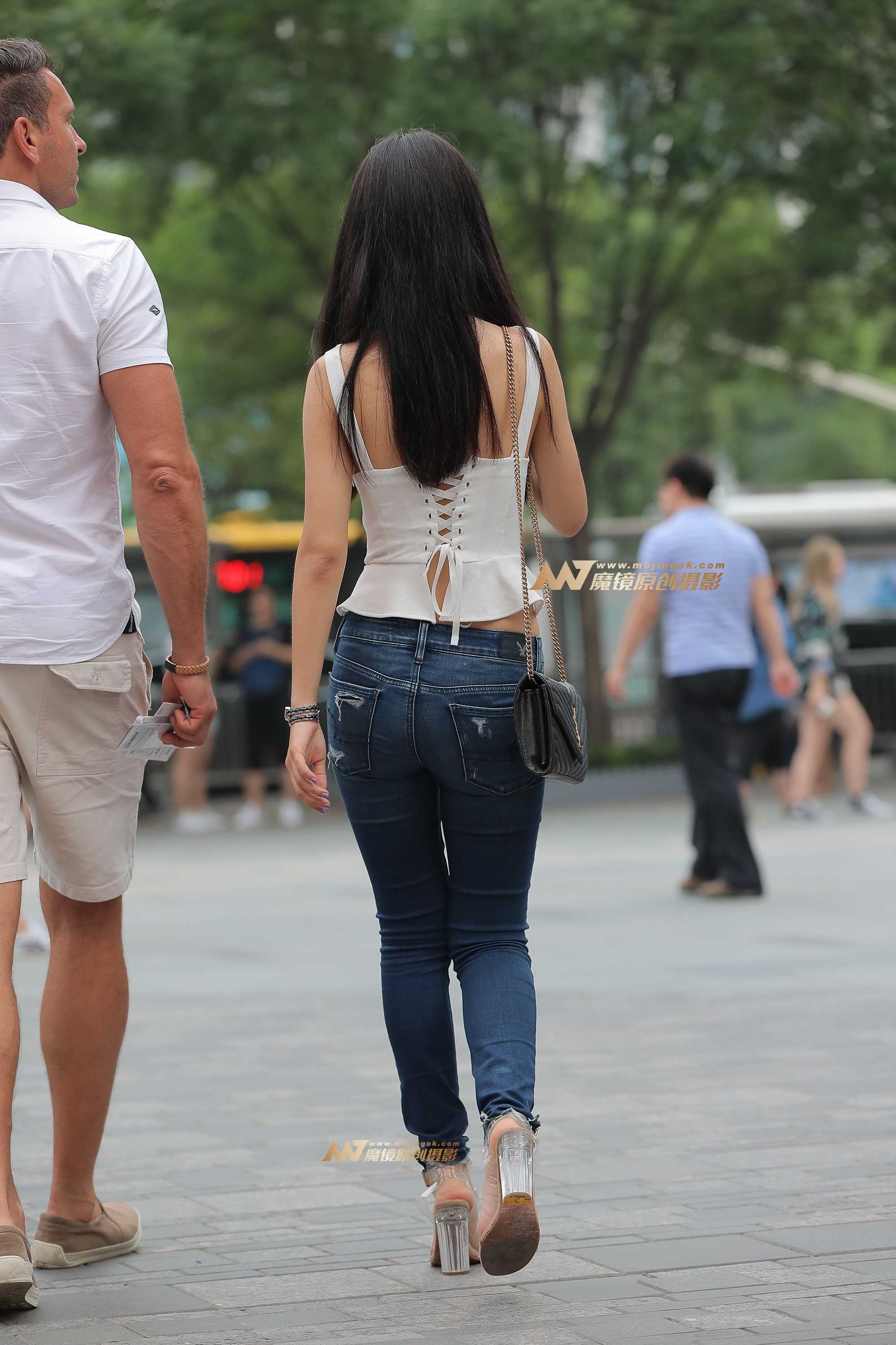 24223-fq13ea0o5rm.jpg