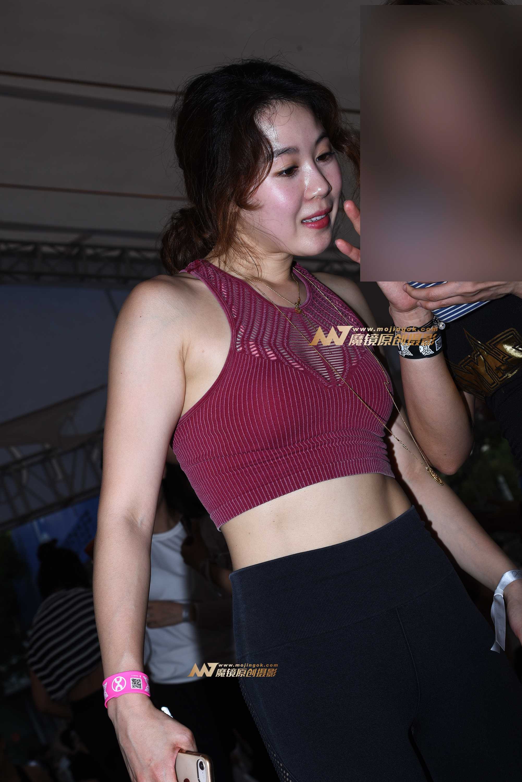 23624-nu01cmbnkhq.jpg