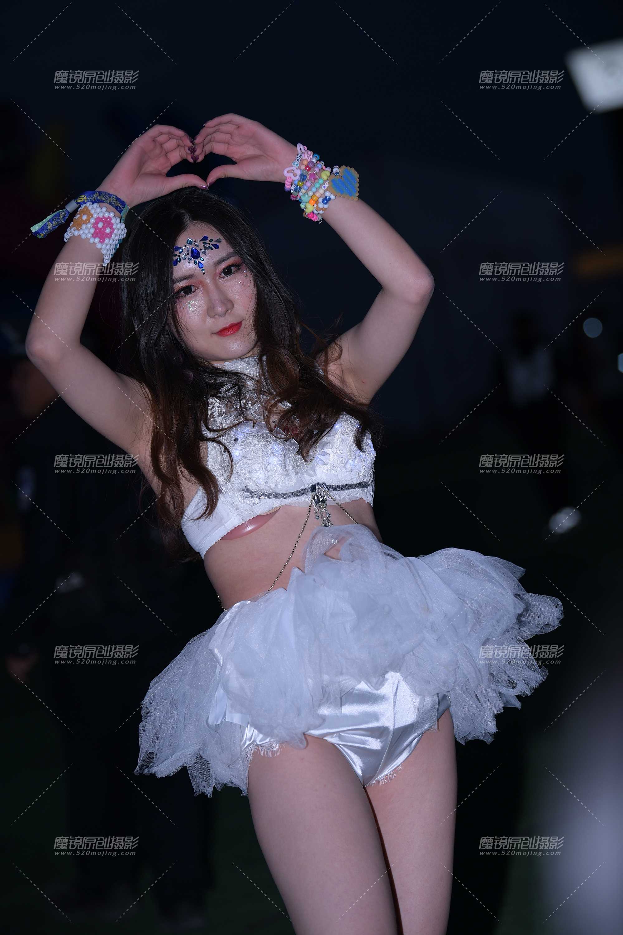 36812-xu0mwym23cz.jpg