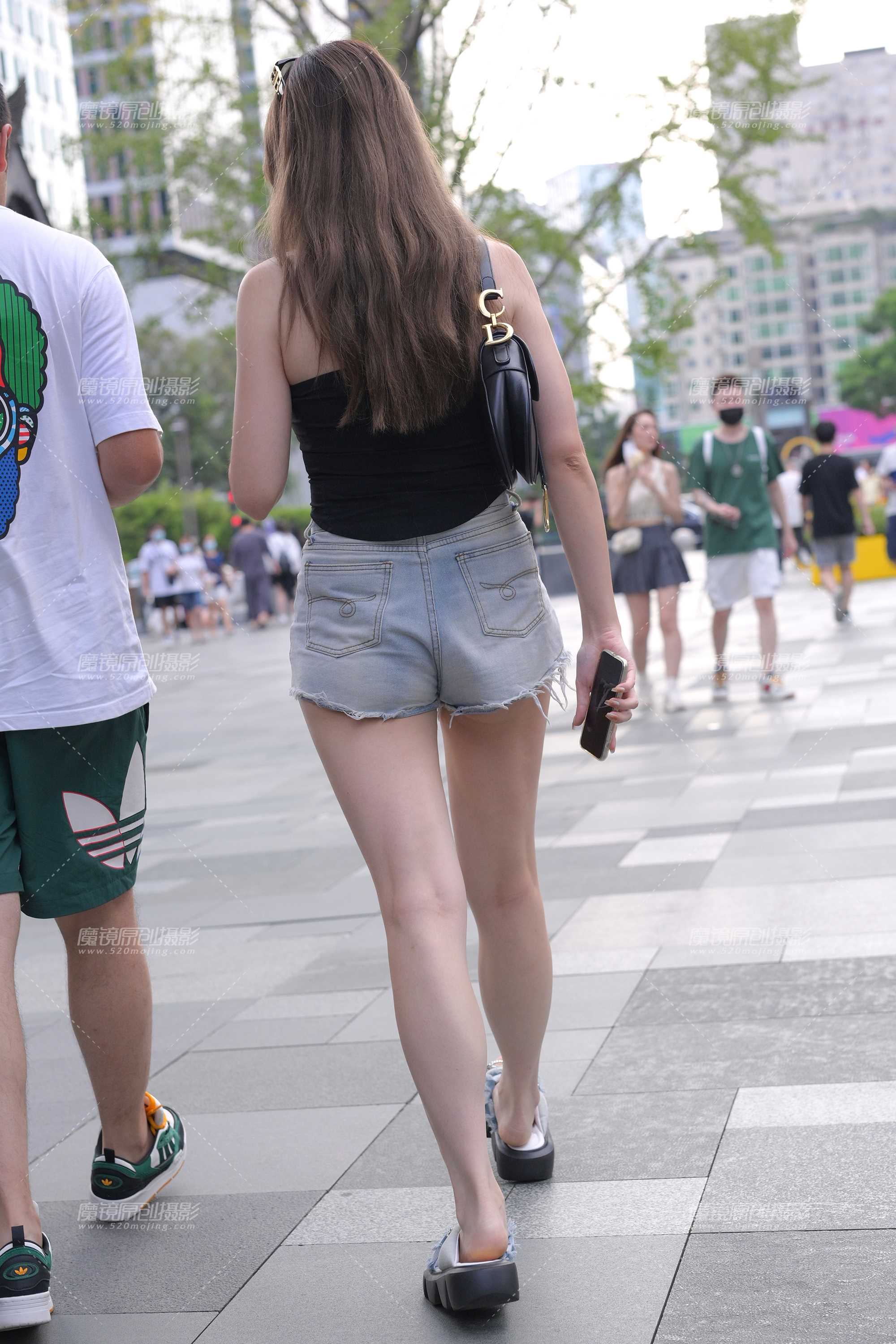 46175-edm5adnbtd2.jpg