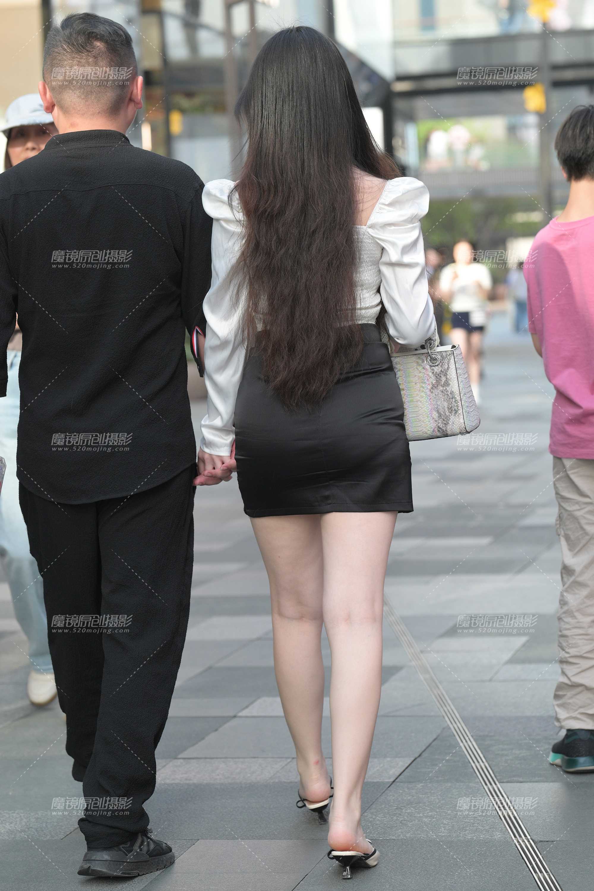55128-0vwkxblrevr.jpg