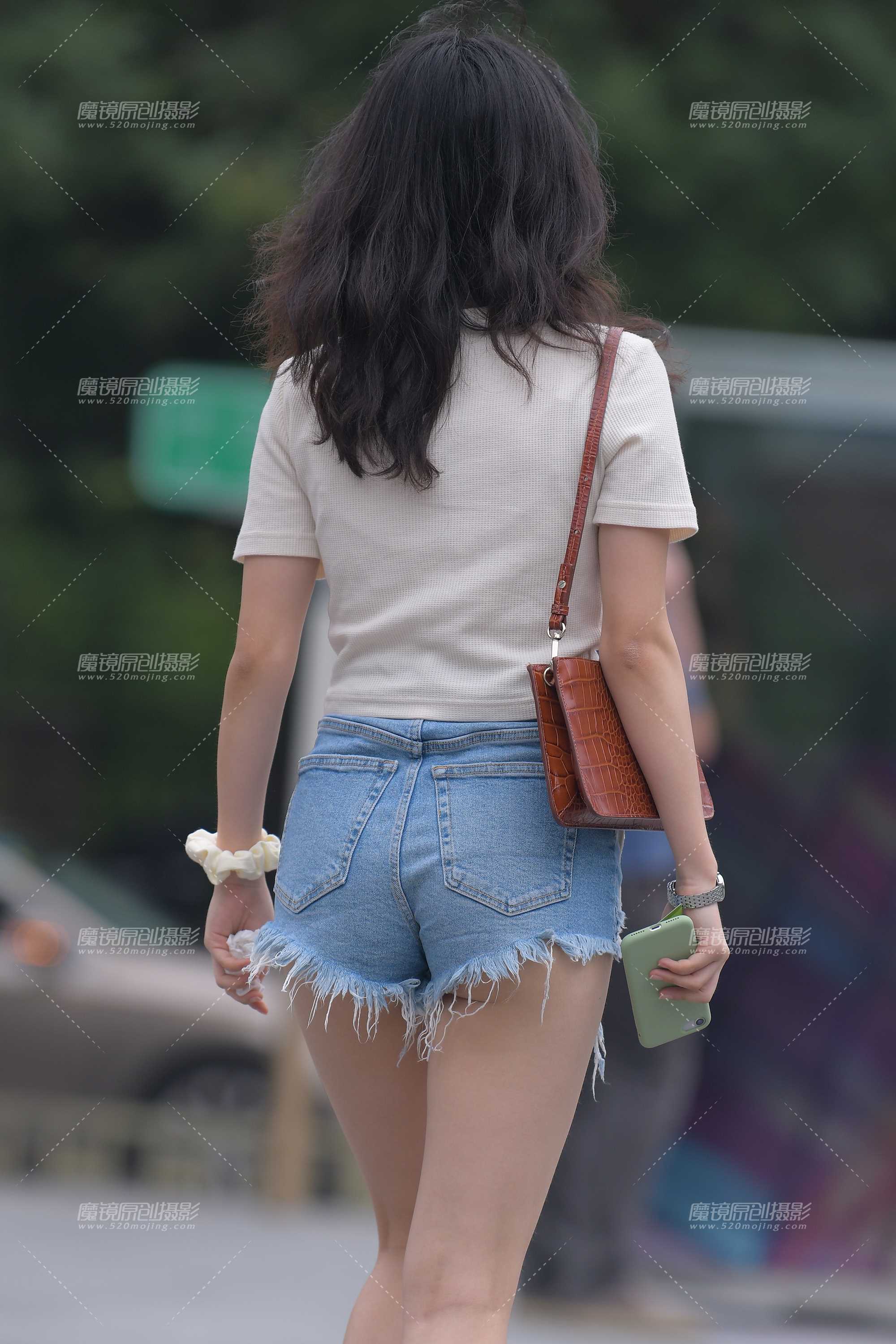 37678-5e315nqid40.jpg