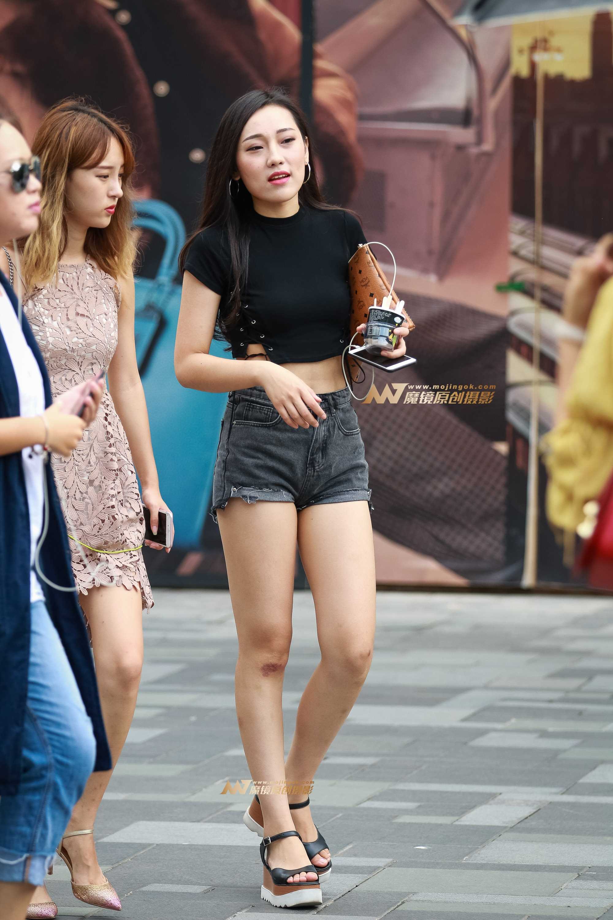 22009-lfkymr34kam.jpg