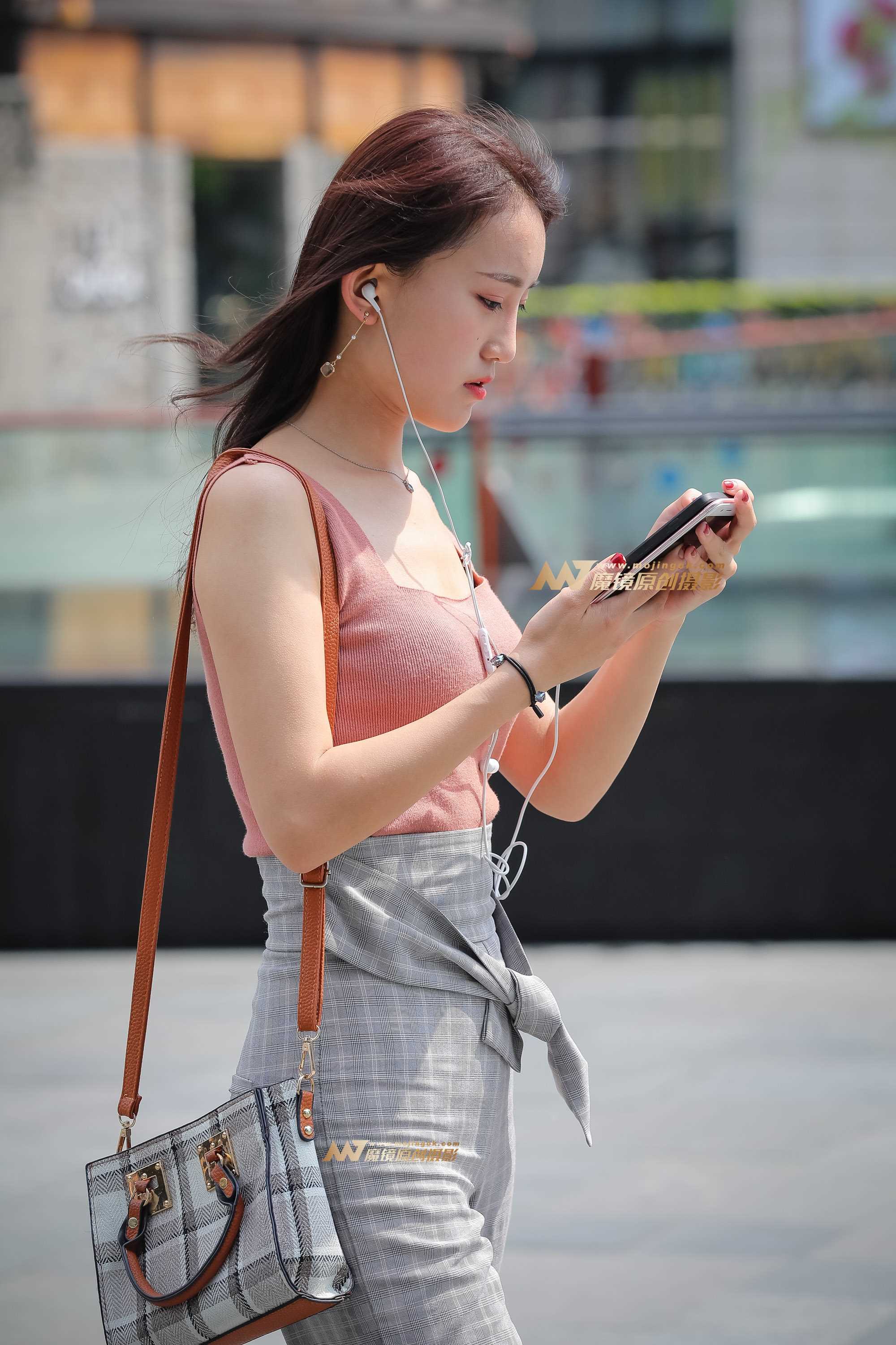 23004-0irztu5cg2c.jpg