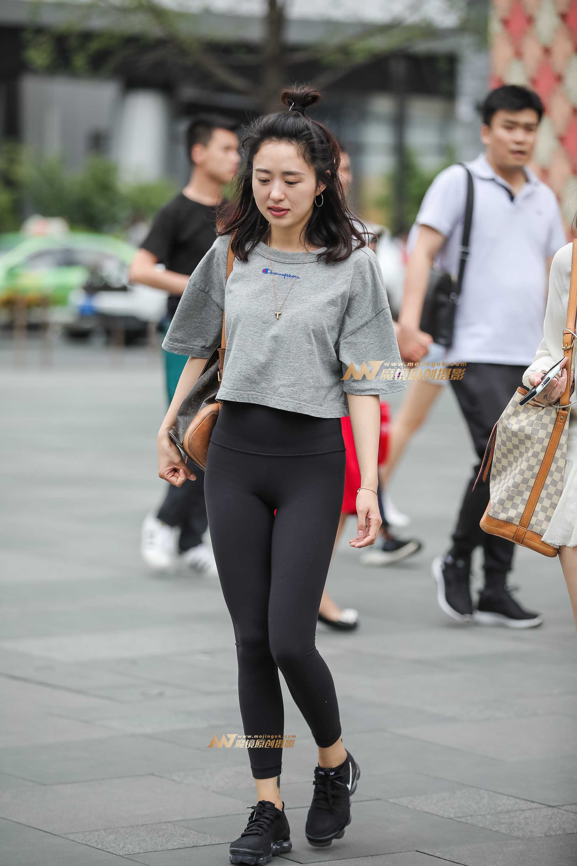 23123-vesf0tajtck.jpg