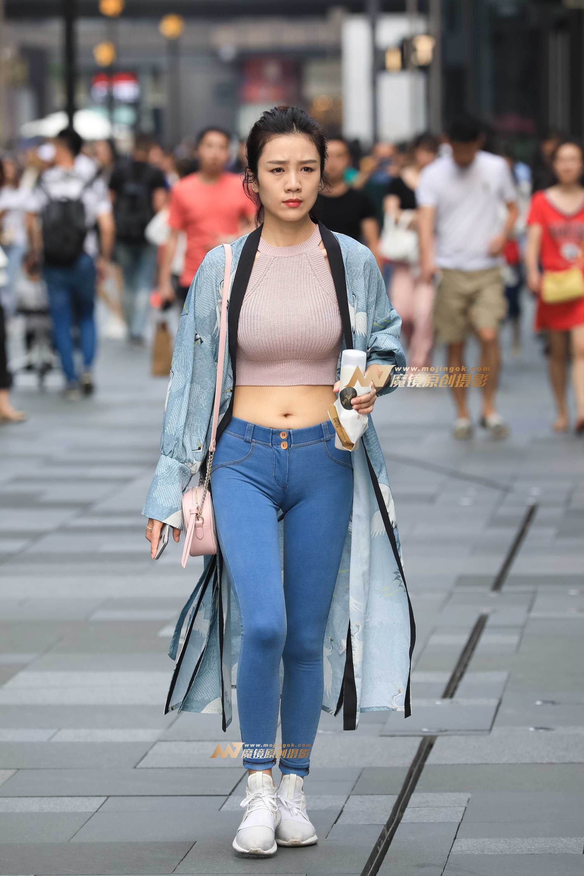 23881-zncm2g1cwne.jpg