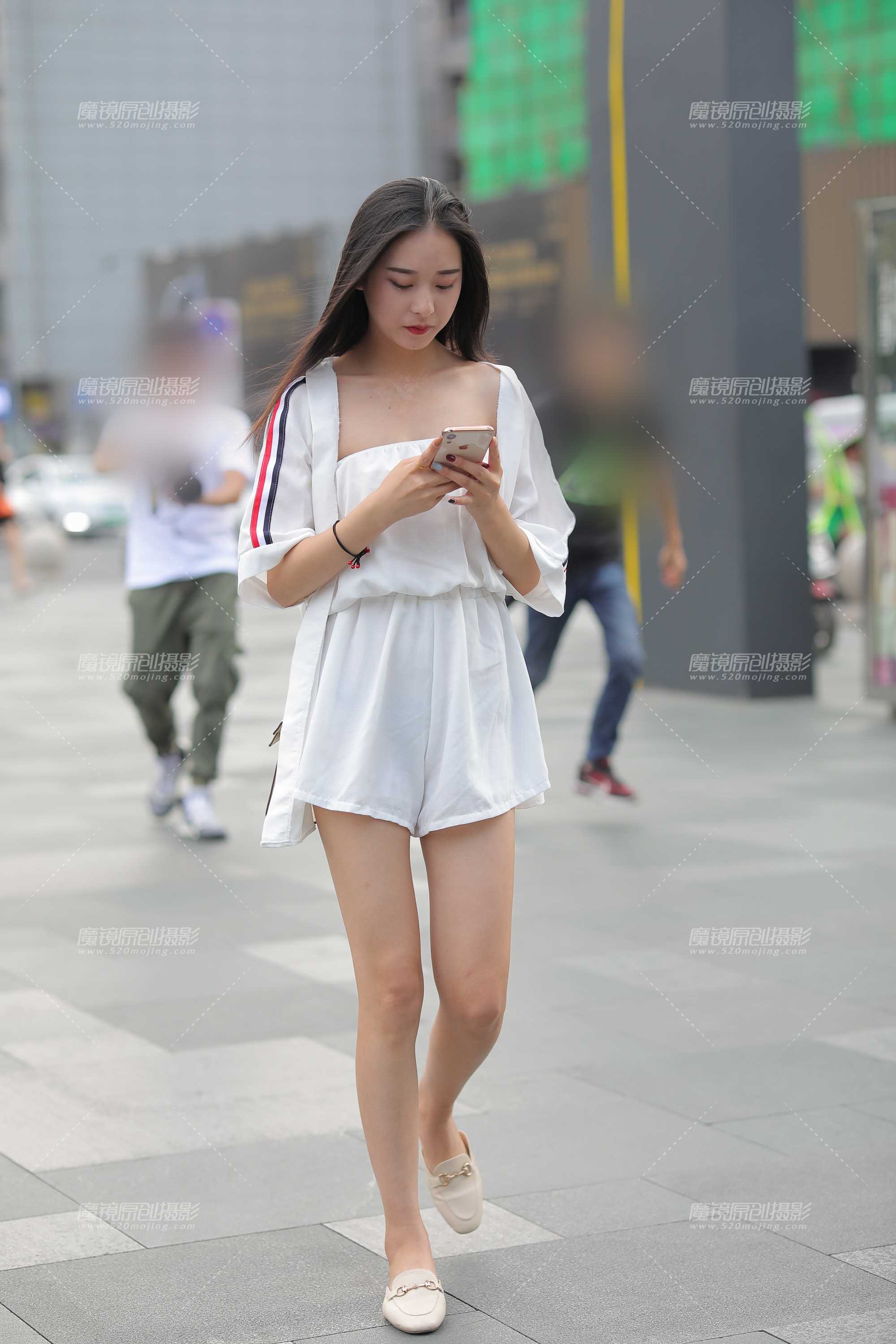 35062-4o0xemdccjs.jpg