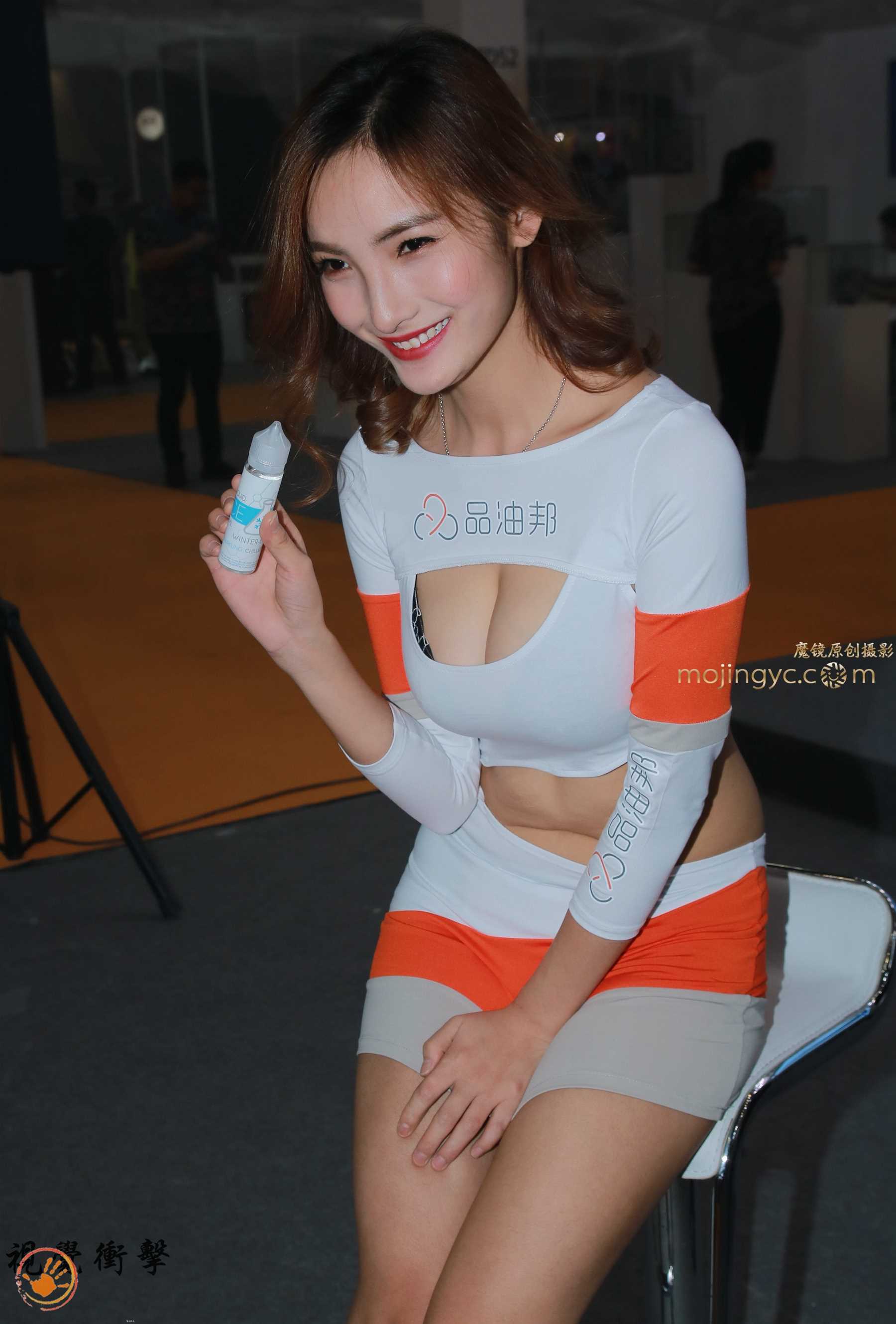 15596-ri1lyfnj015.jpg