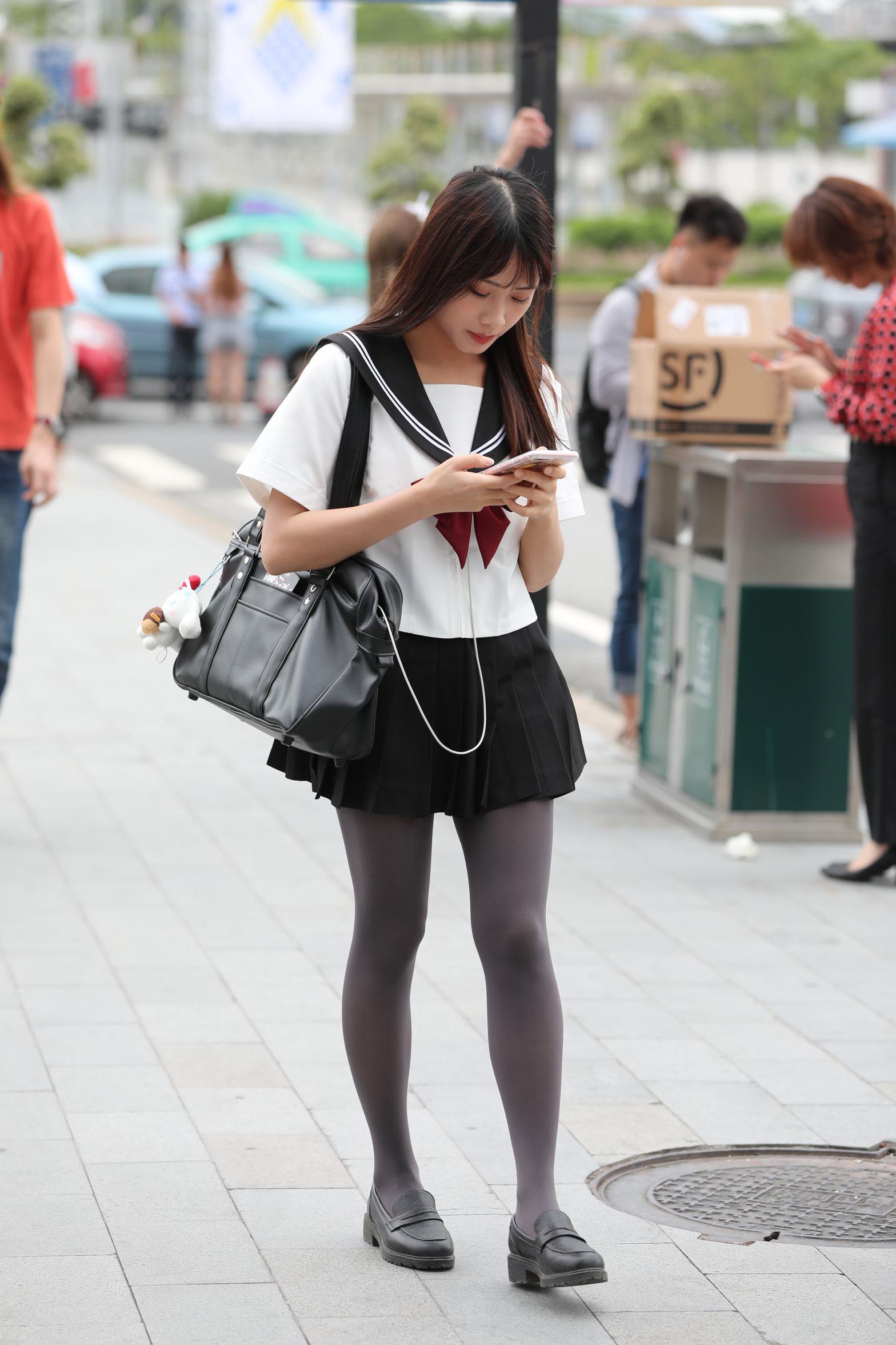 29518-0uc15y0rvyj.jpg