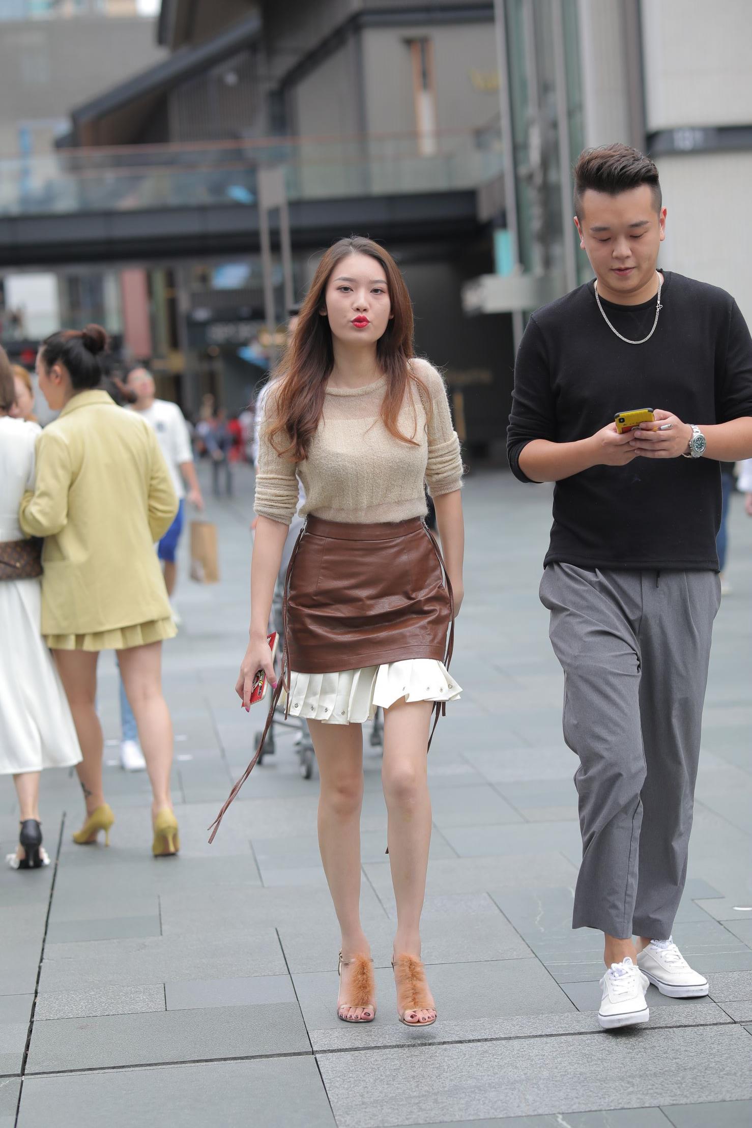 29687-hot3lsroxam.jpg