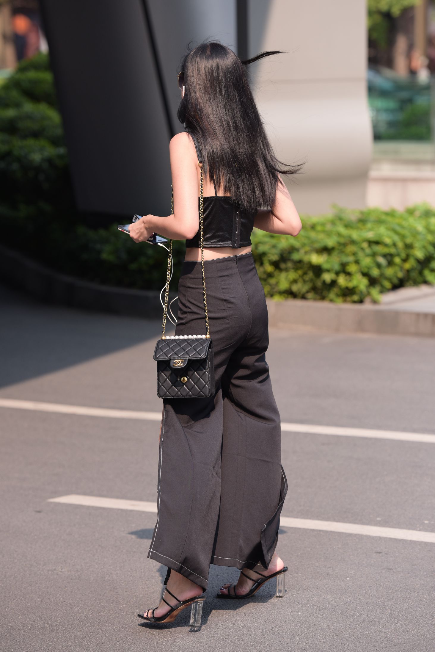 30489-lvfrsmncdef.jpg