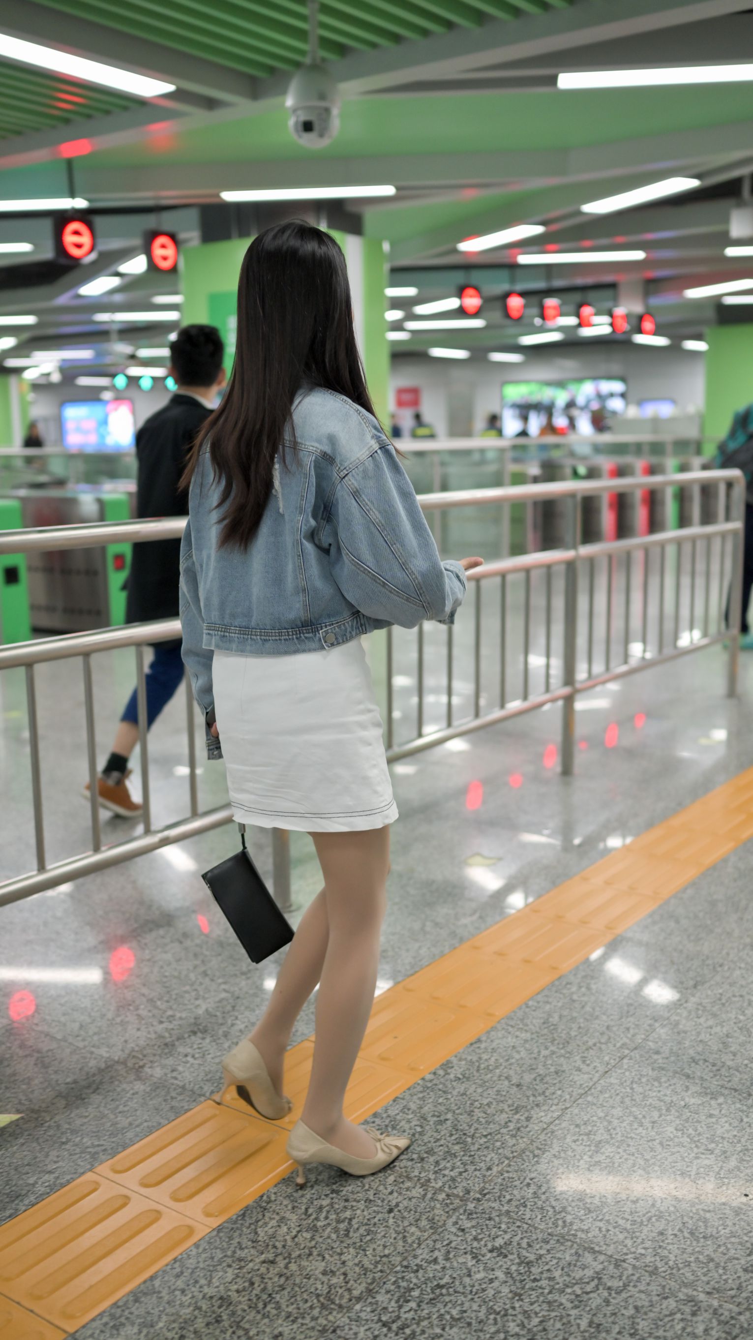 30587-ssgwfcggiz3.jpg
