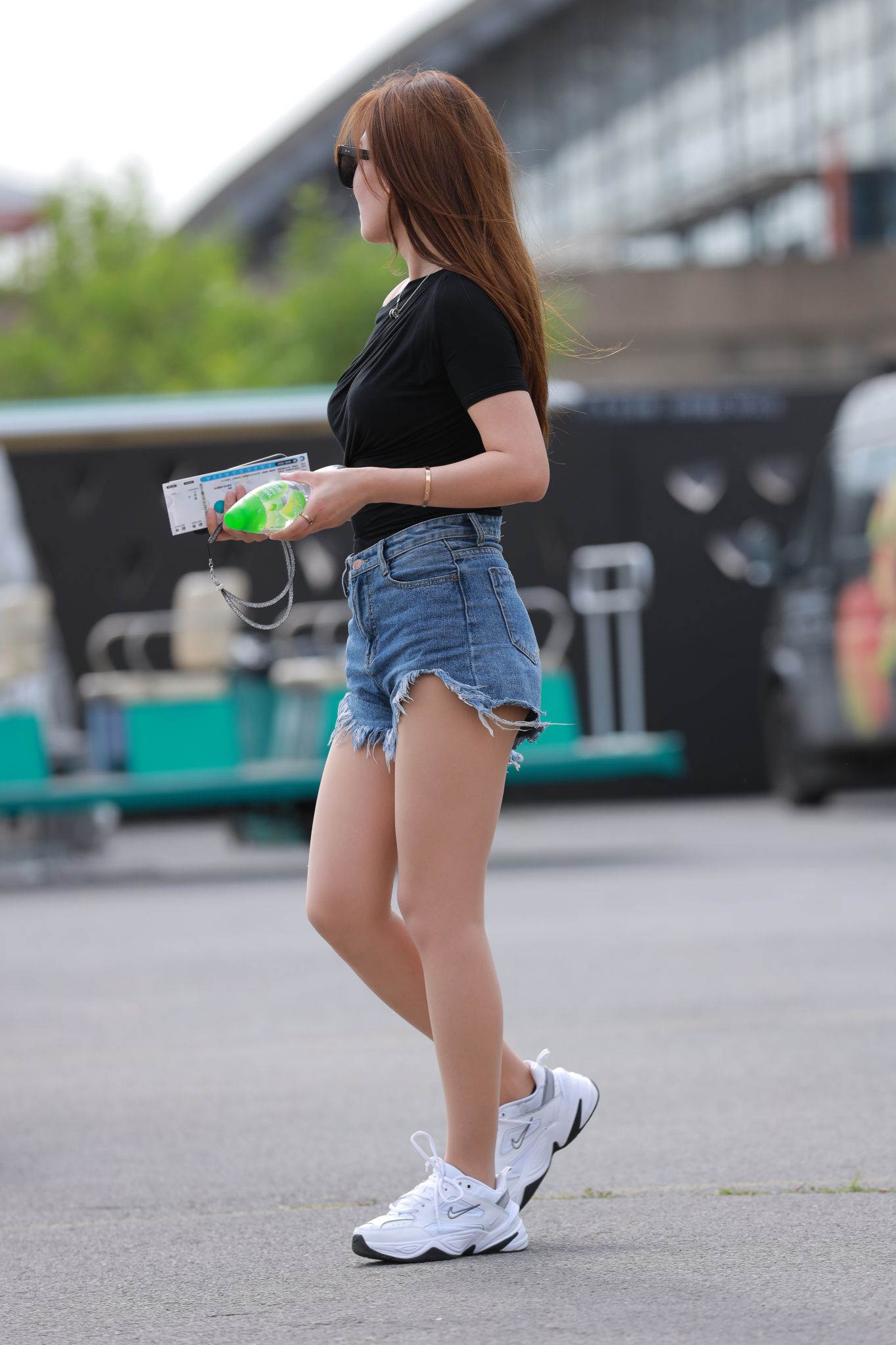 32198-2k5rbh5y3ts.jpg