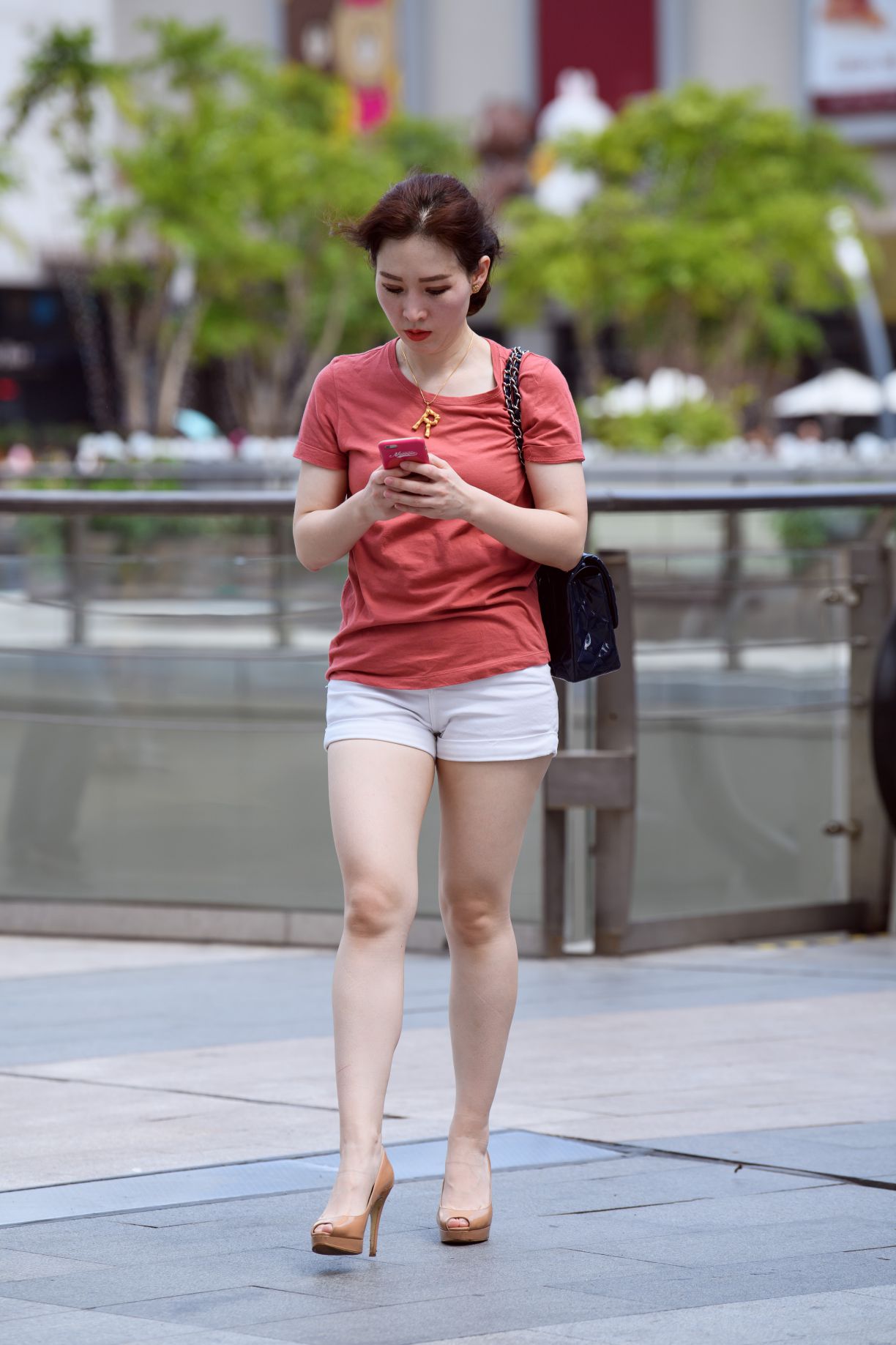 32847-teriahjugtd.jpg