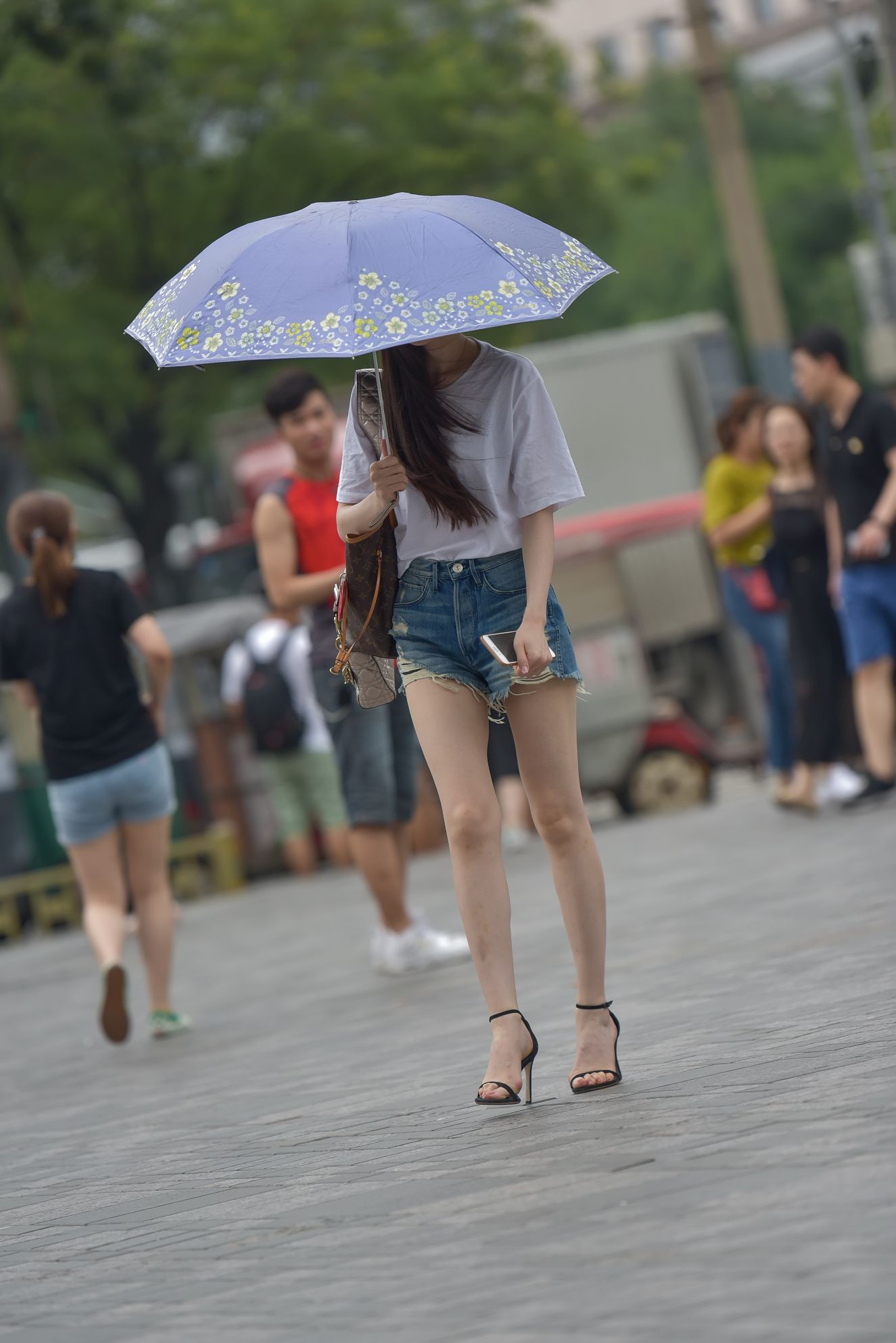 32899-pdefiqnp2p0.jpg