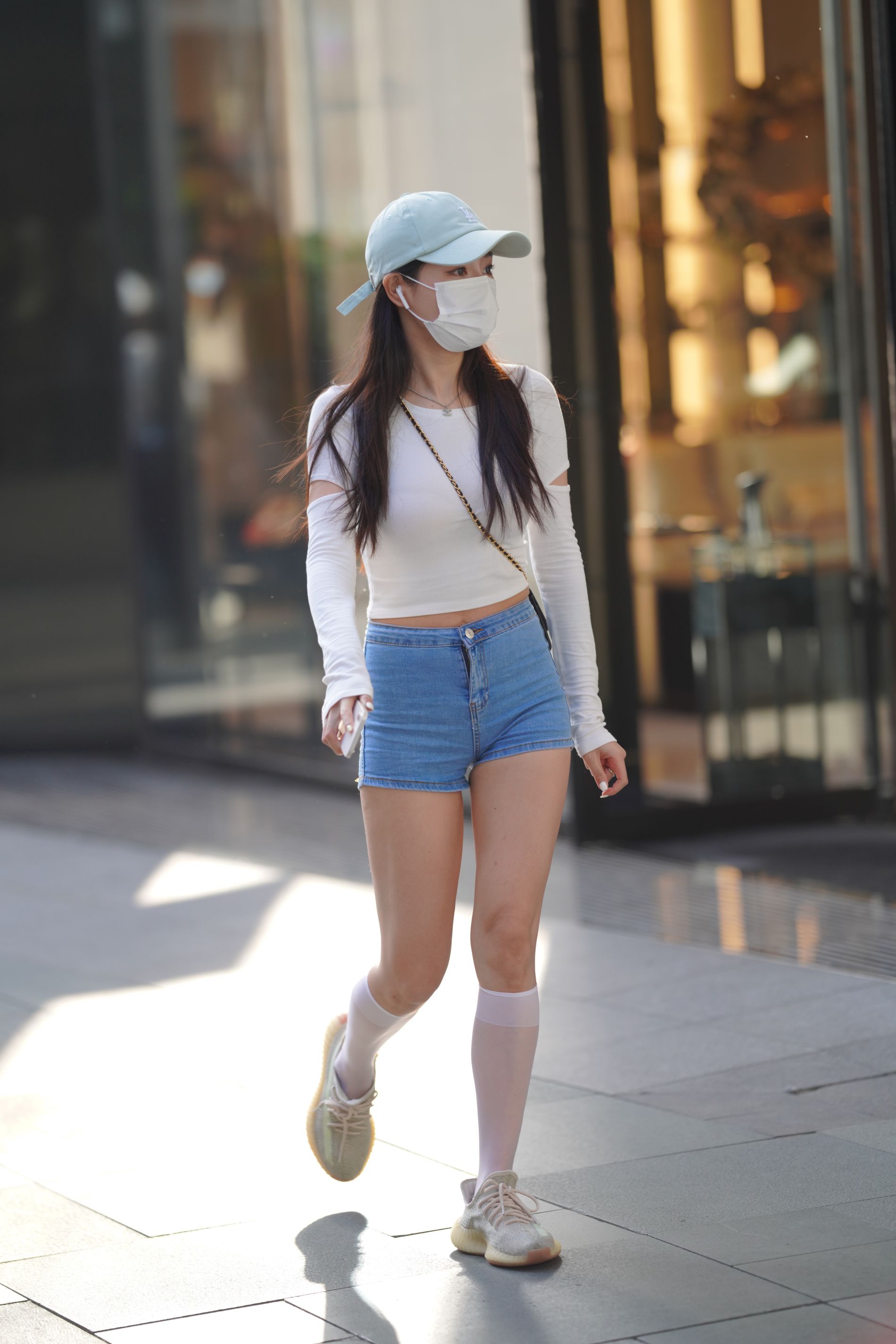 32982-12uz0moma2p.jpg