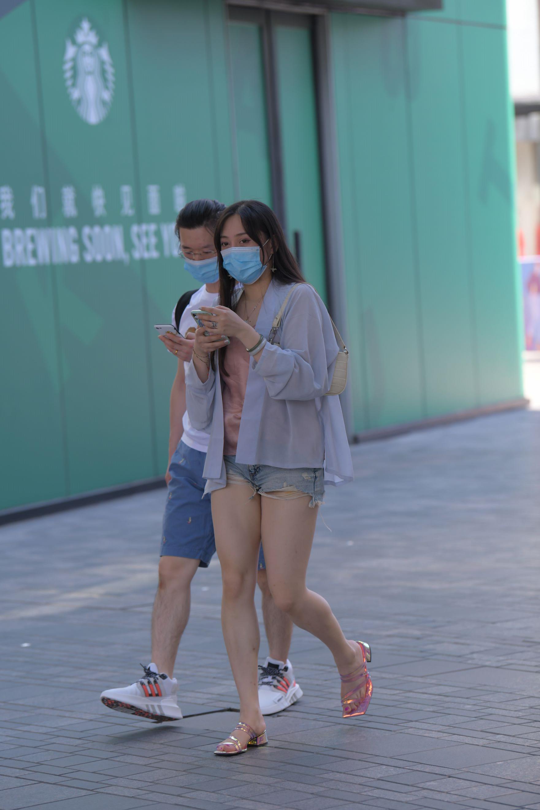33292-5rwbfuablox.jpg