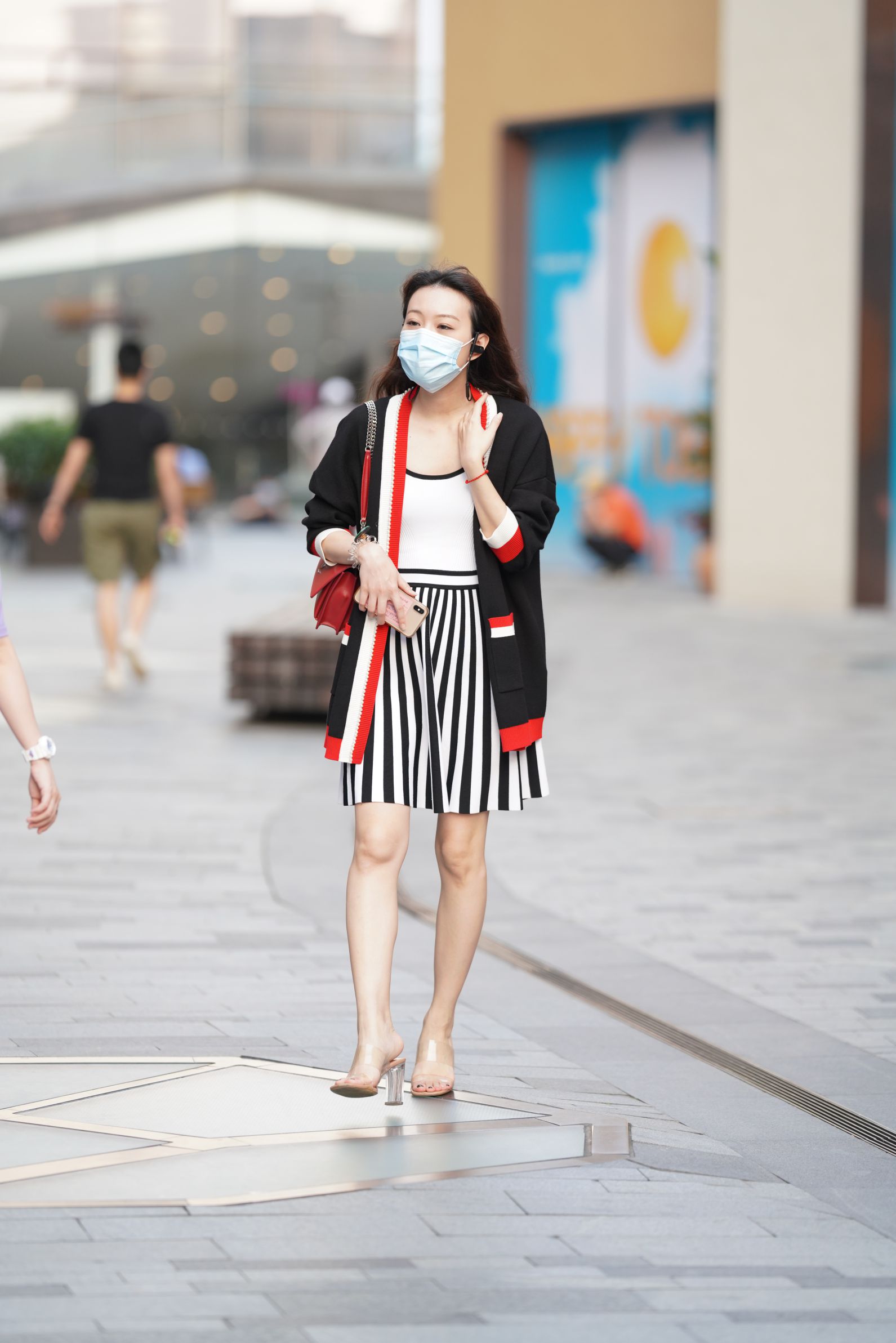 33676-yp2jpxkj1jc.jpg