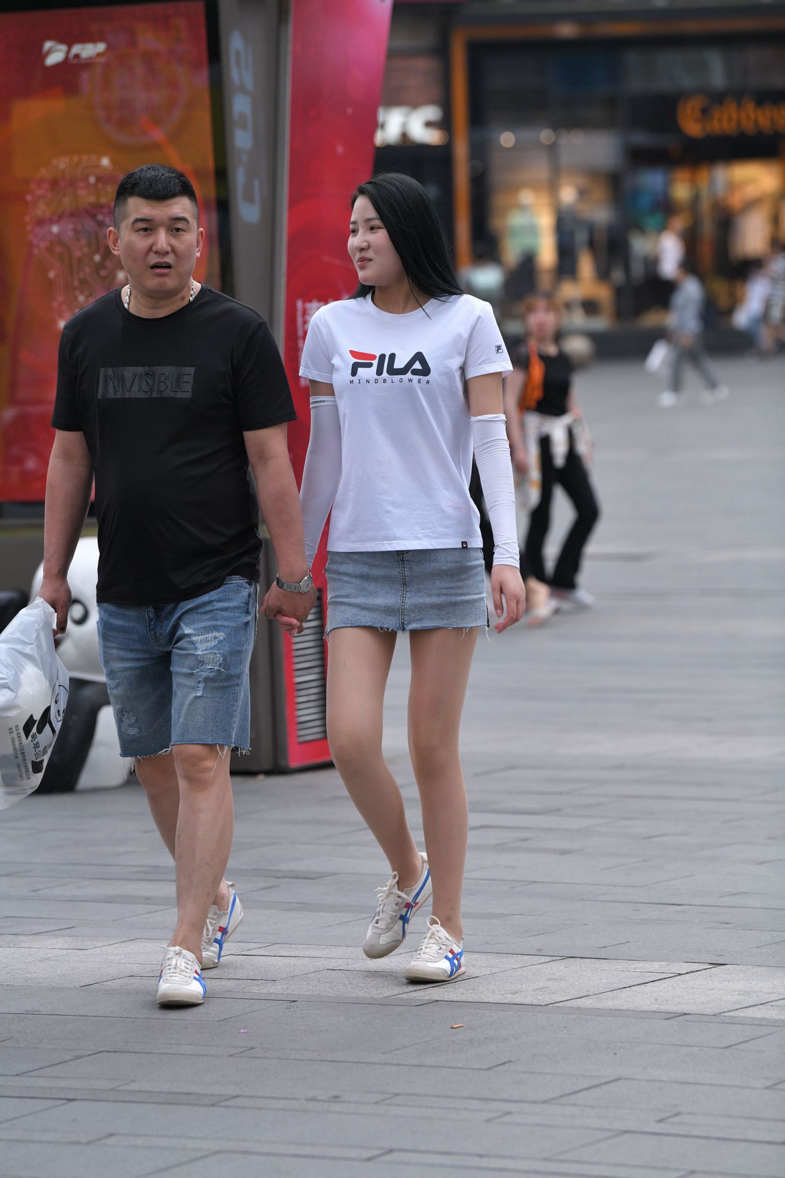 34696-0uja1txxugw.jpg