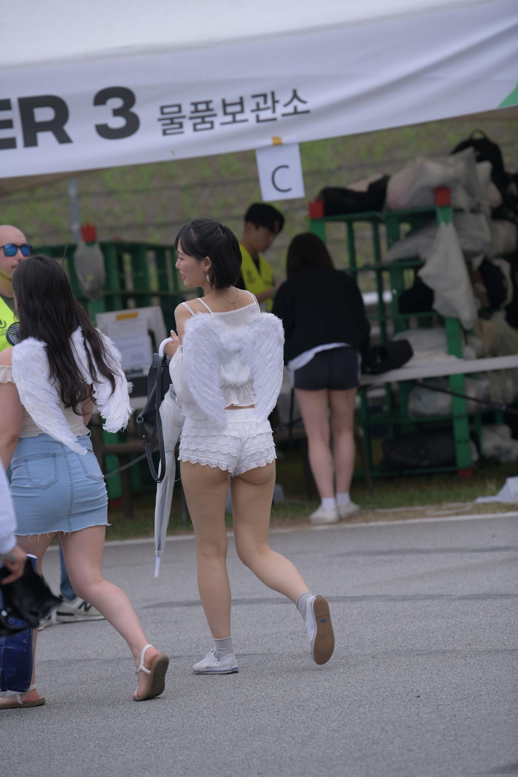 35223-52j4wknuf4w.jpg