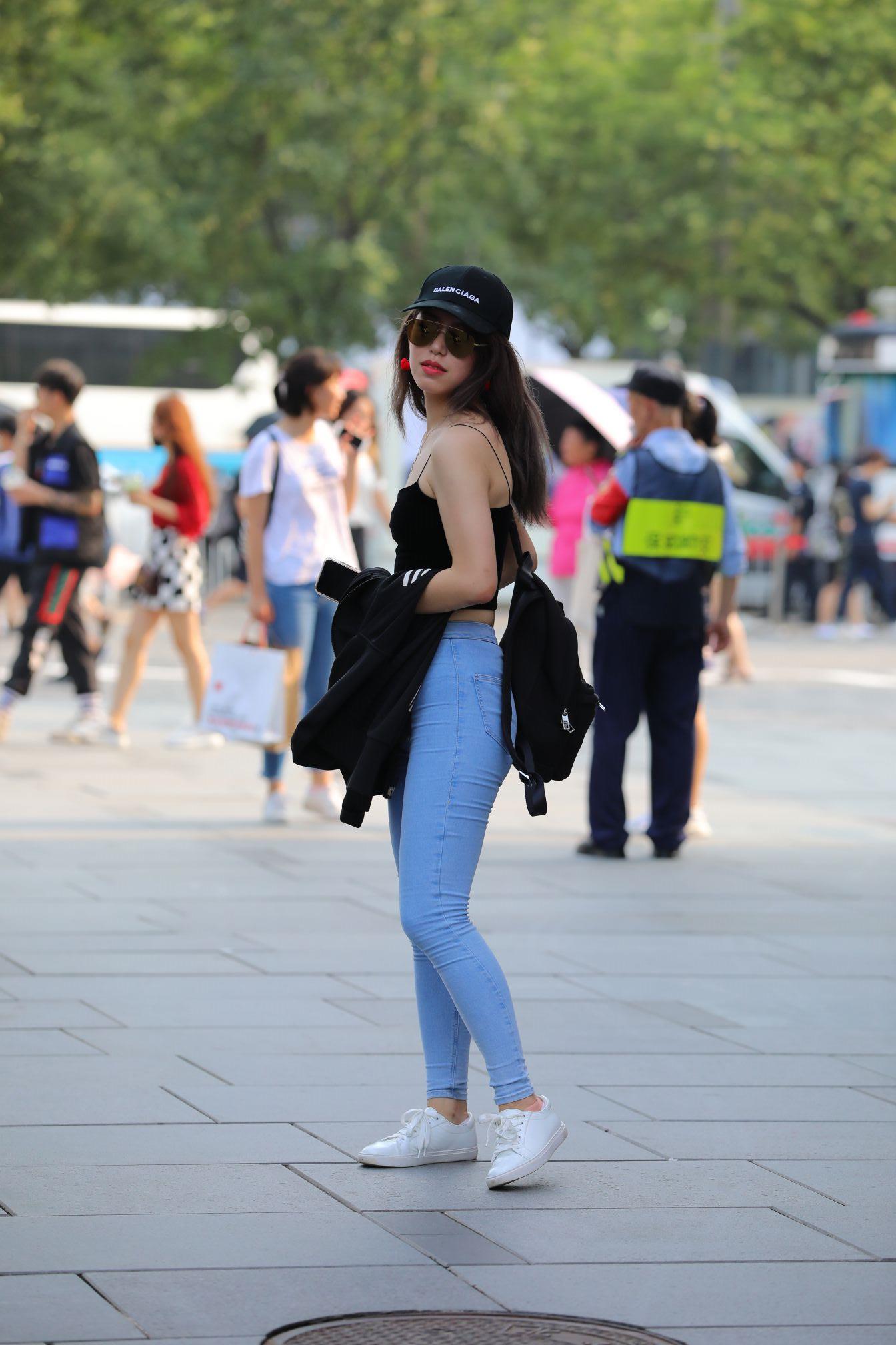 34978-peqicblvcb0.jpg