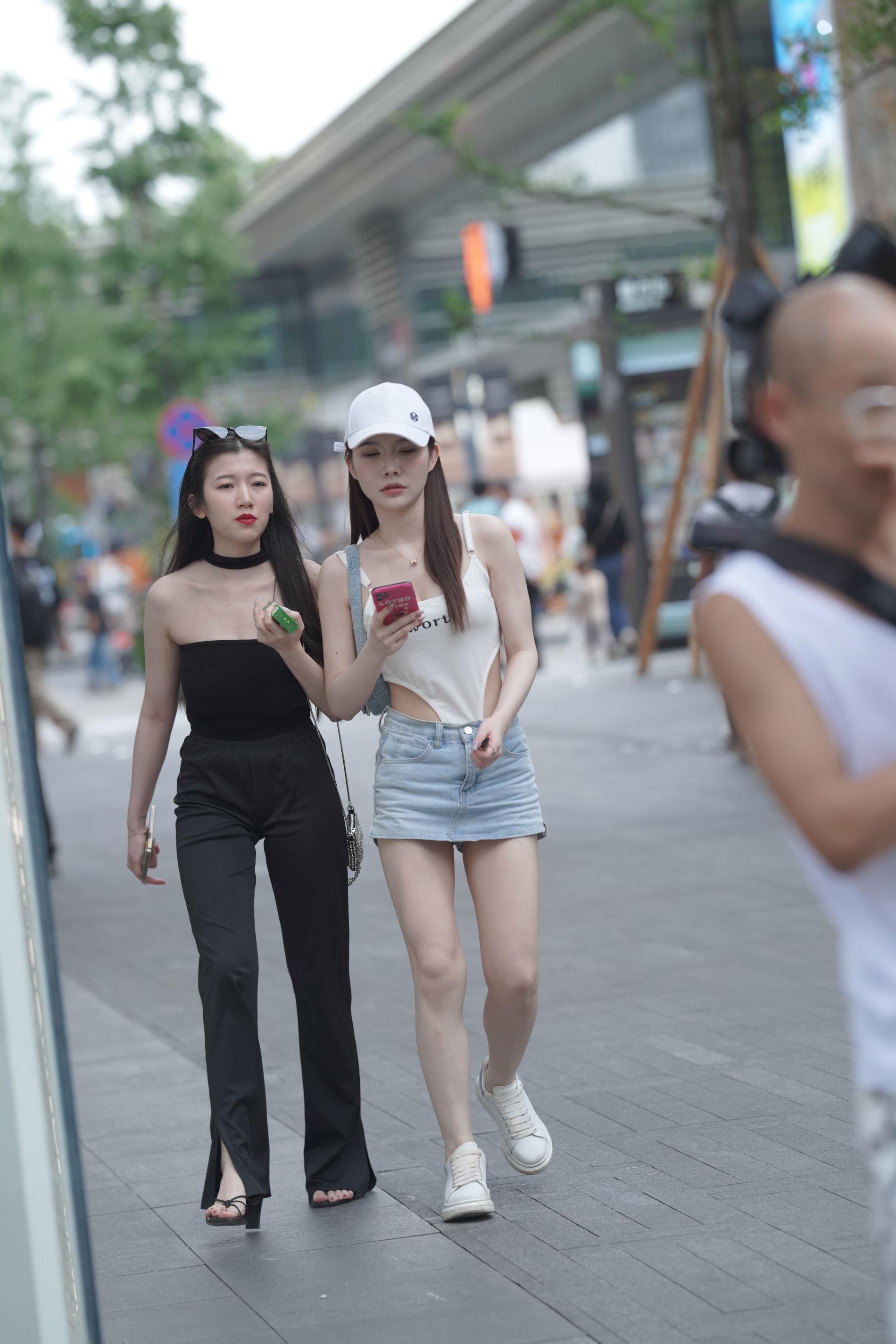 35549-nd1ld02aztv.jpg