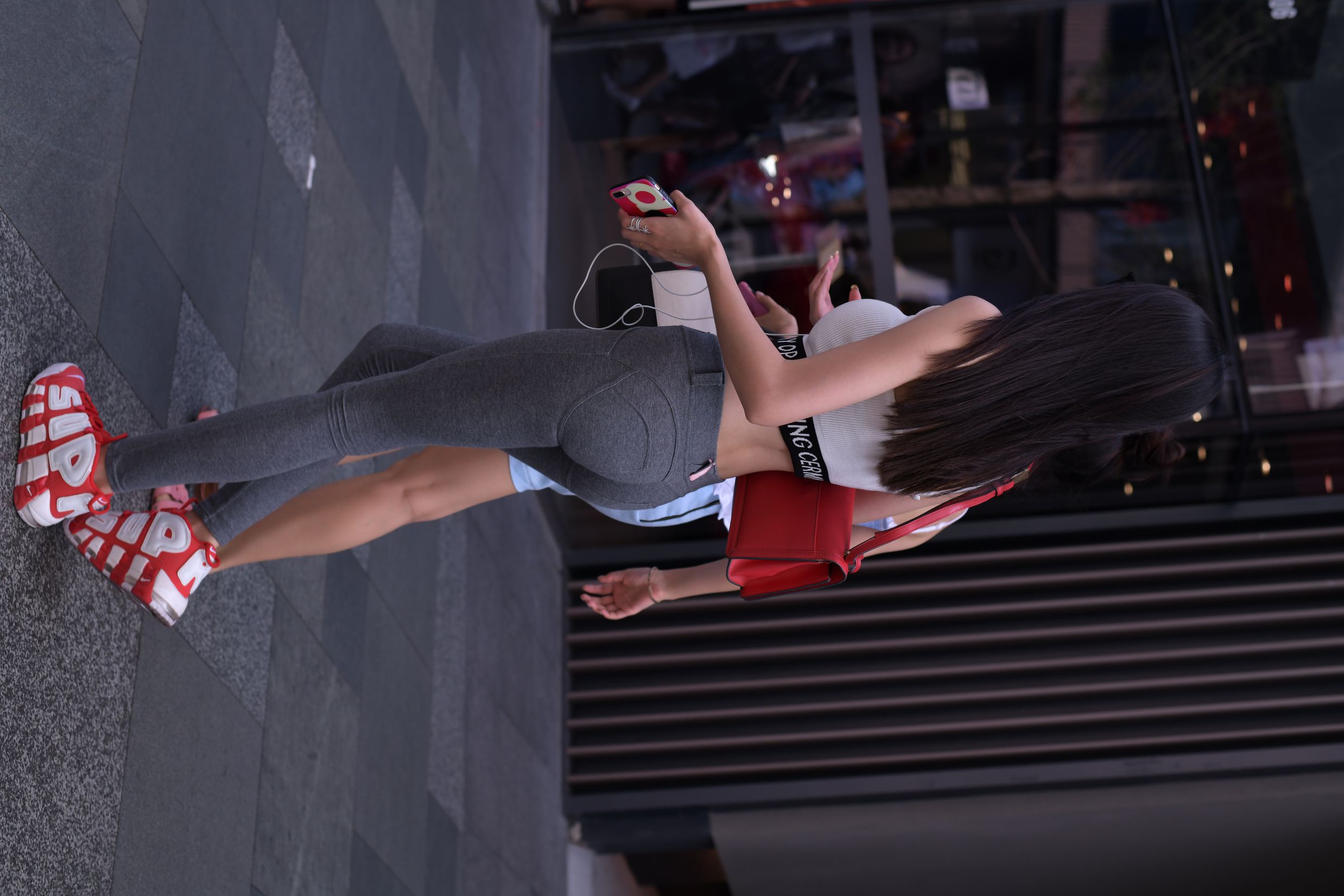 35265-x0dpr2esgzg.jpg