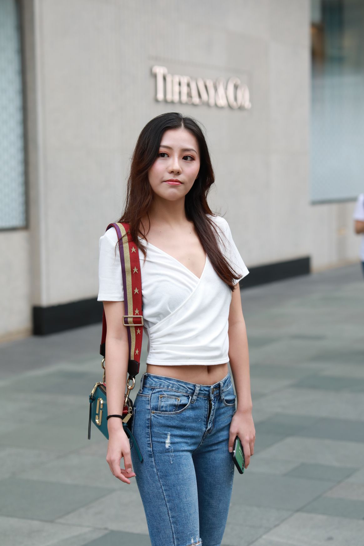 35817-zlun0epslbp.jpg