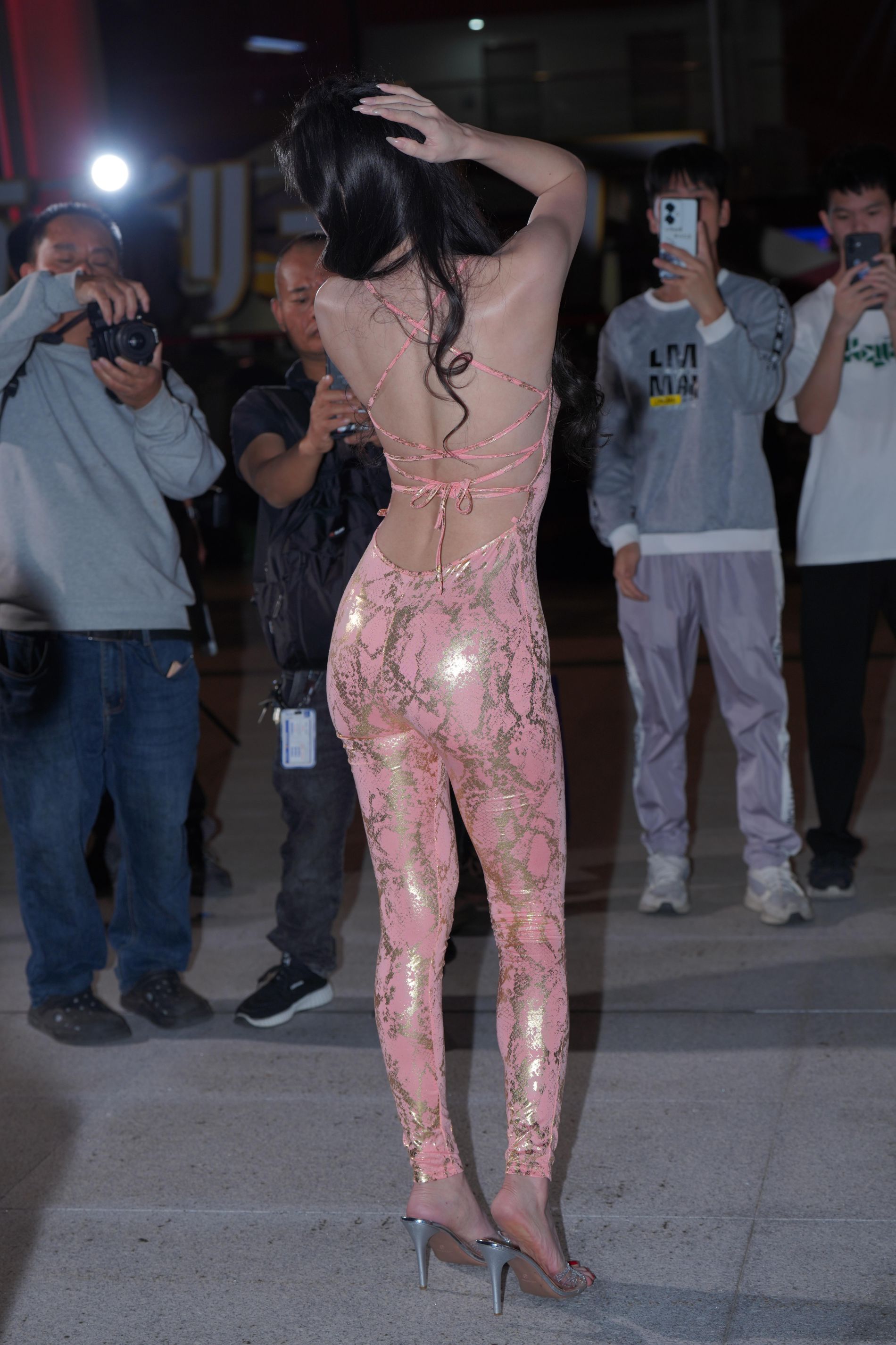 158463-ypoxr2mj2aq.jpg