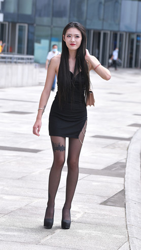7601wzmkmoof5qv.jpg