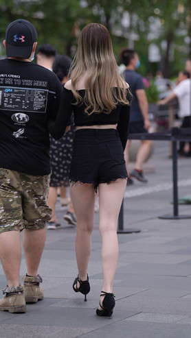 8077lfwsbt4qnsb.jpg