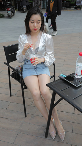 7146321hfzqu1ew.jpg