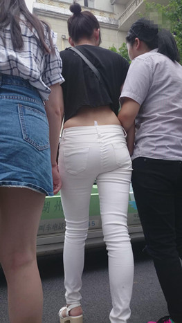 1038nu2tpdfyc1b.jpg