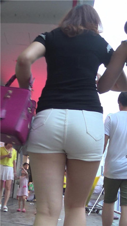 1571p0fnlnqombb.jpg