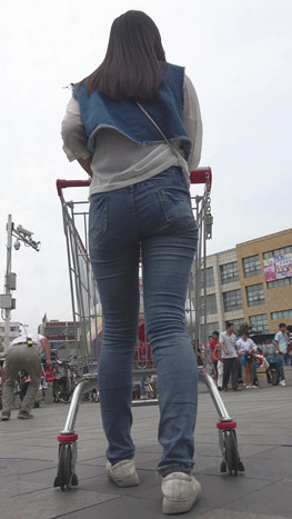 7753a3r2moo4fx.jpg