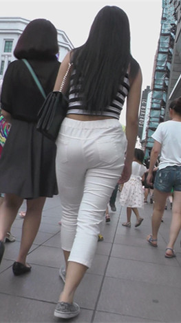 1747s2wr0cd5sd3.jpg