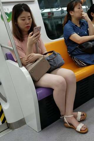 236054ufltvvq2y2.jpg