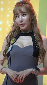 24051mqjsoctcg0.jpg