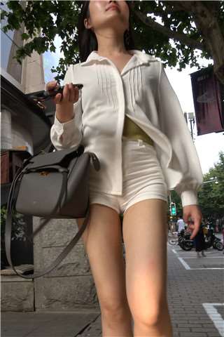 13322bh3tfjwsii3.jpg